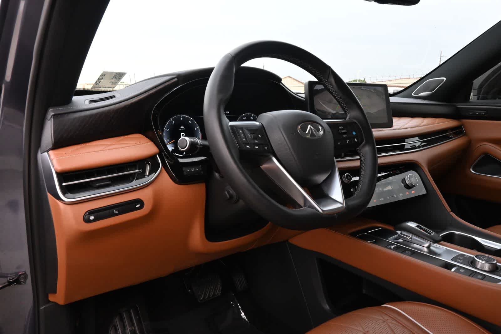 Thumbnail: 2024 INFINITI QX60 - 16
