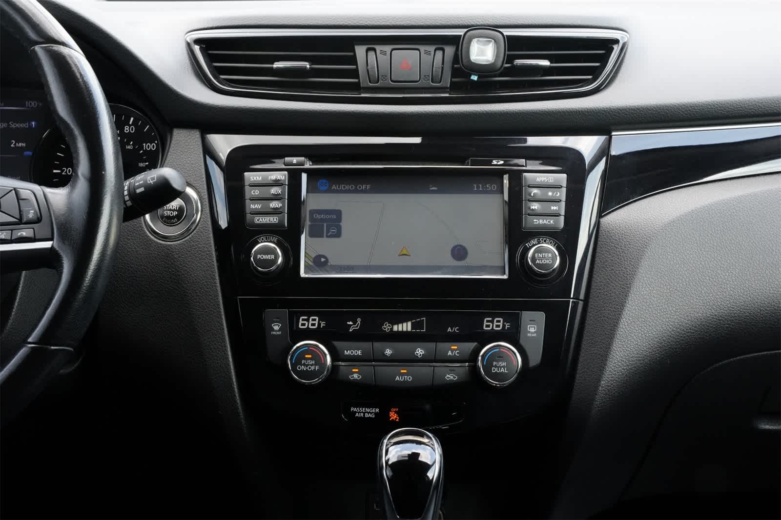 2018 Nissan Rogue Sport SL 13