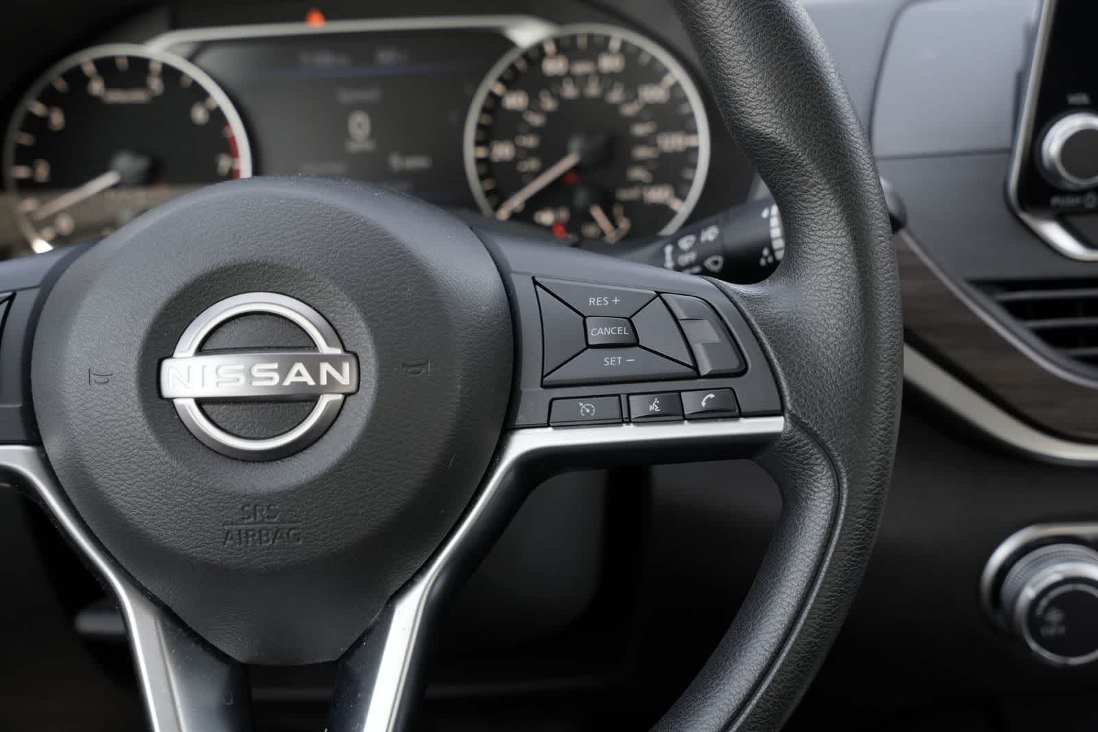Thumbnail: 2024 Nissan Altima - 8