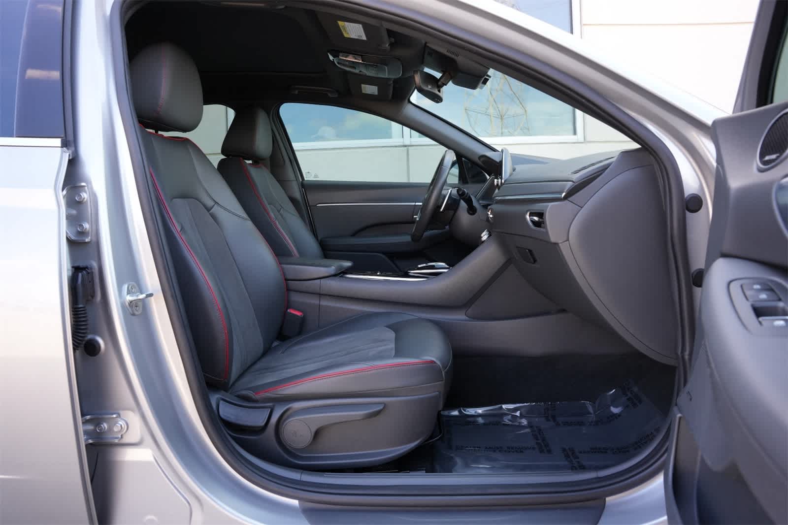 Thumbnail: 2021 Hyundai Sonata - 21