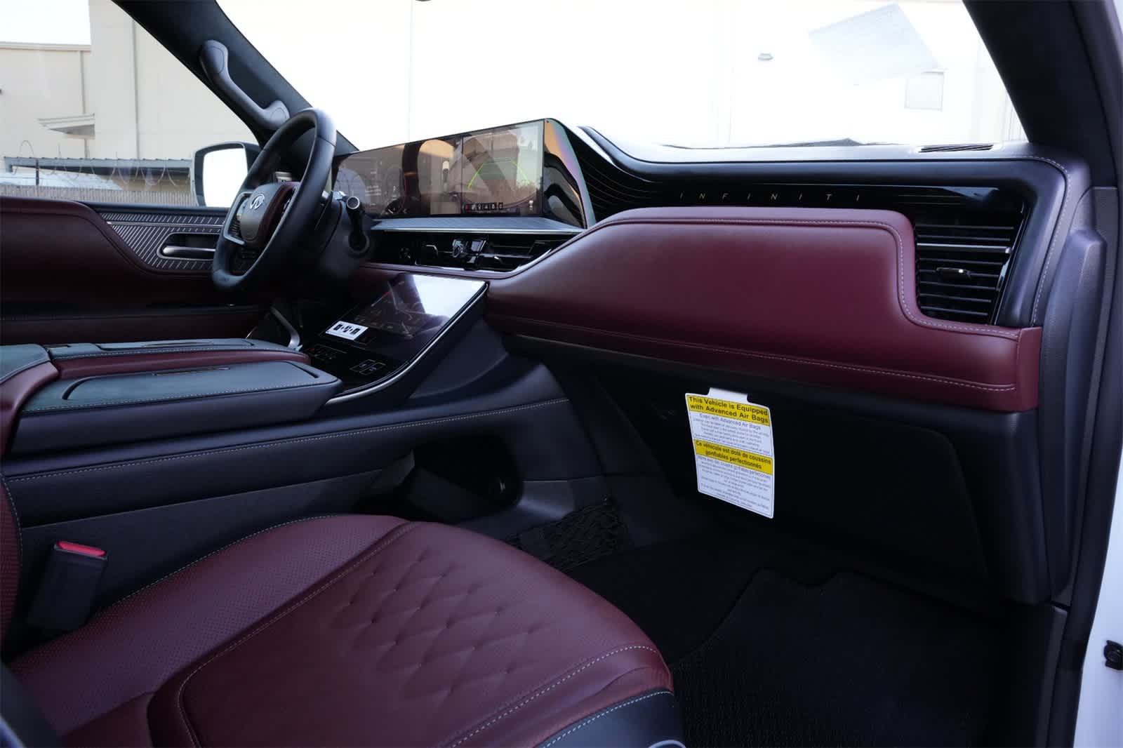 Thumbnail: 2026 INFINITI QX80 - 23