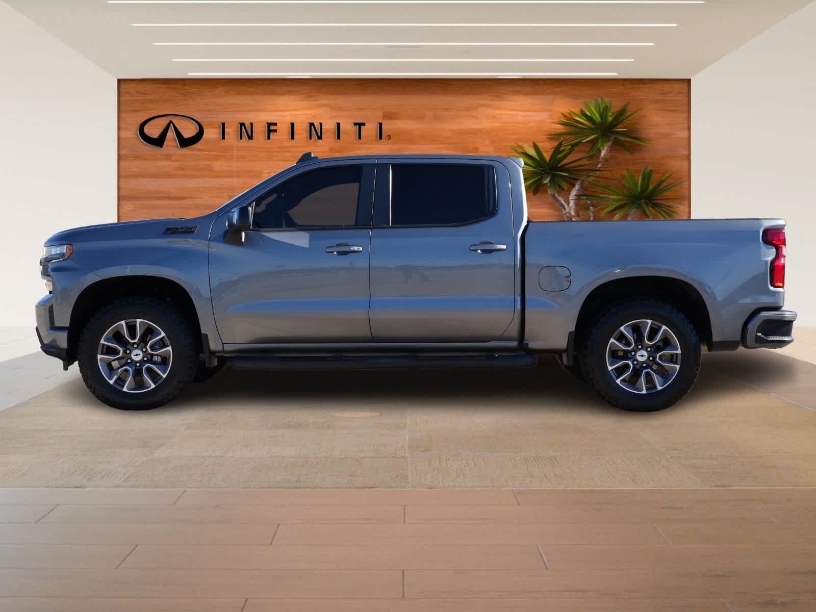 Thumbnail: 2021 Chevrolet Silverado 1500 - 4