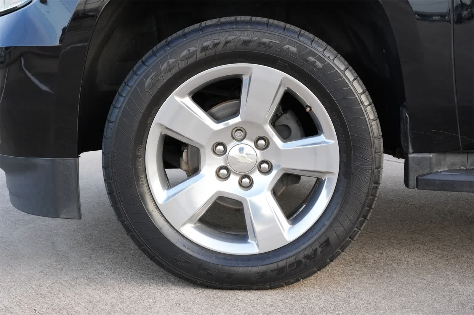 Thumbnail: 2020 Chevrolet Suburban - 26