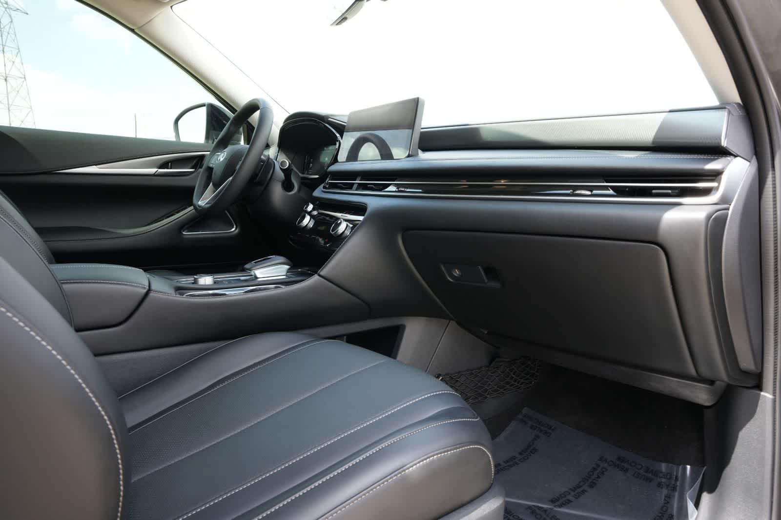 Thumbnail: 2025 INFINITI QX60 - 23