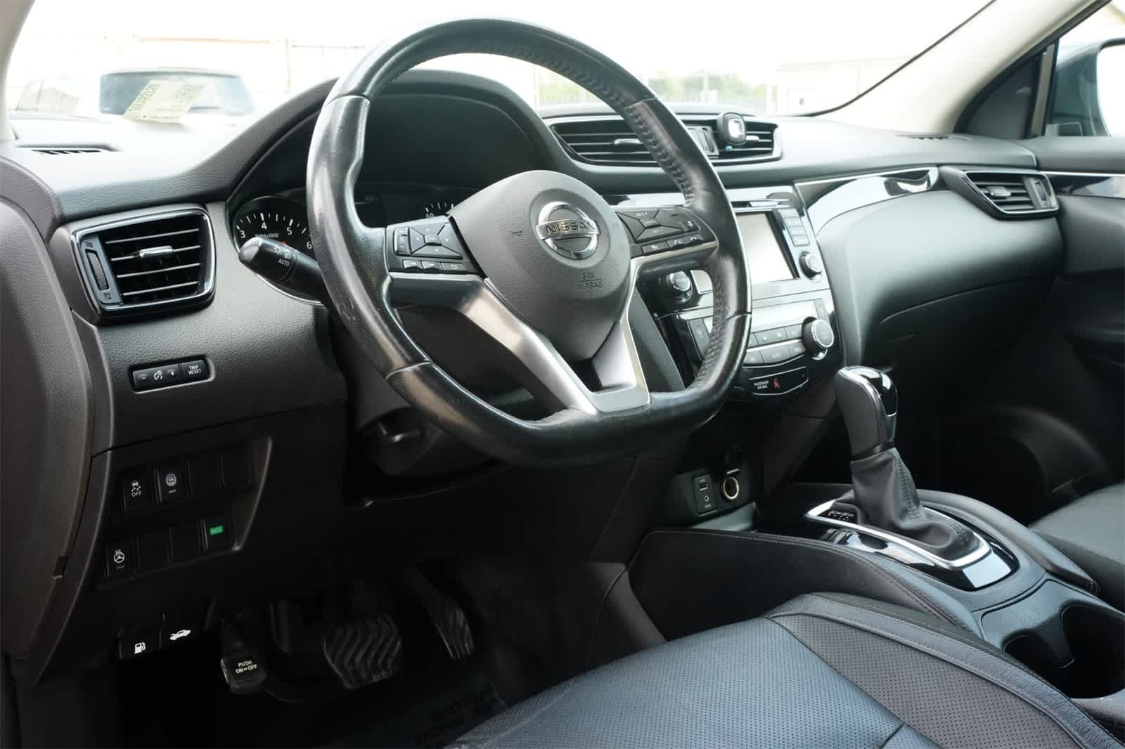 2018 Nissan Rogue Sport SL 15