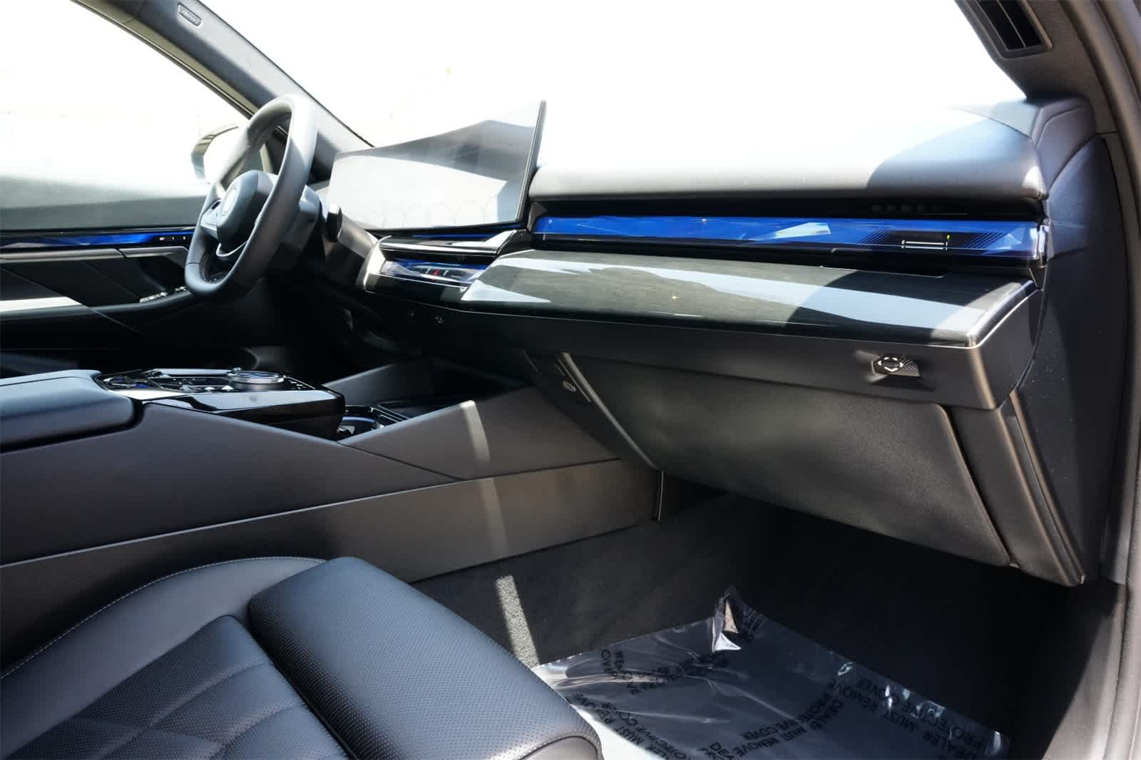 Thumbnail: 2024 BMW i5 - 22