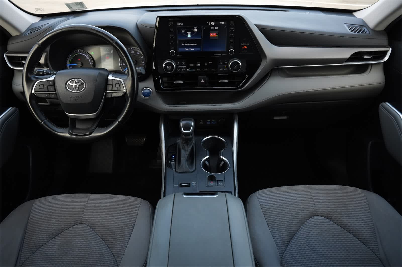 Thumbnail: 2022 Toyota Highlander - 7