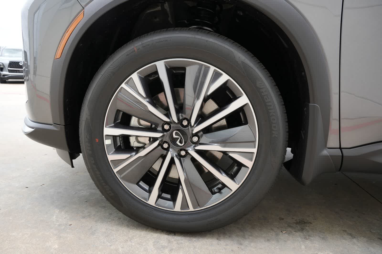 Thumbnail: 2027 INFINITI QX60 - 25