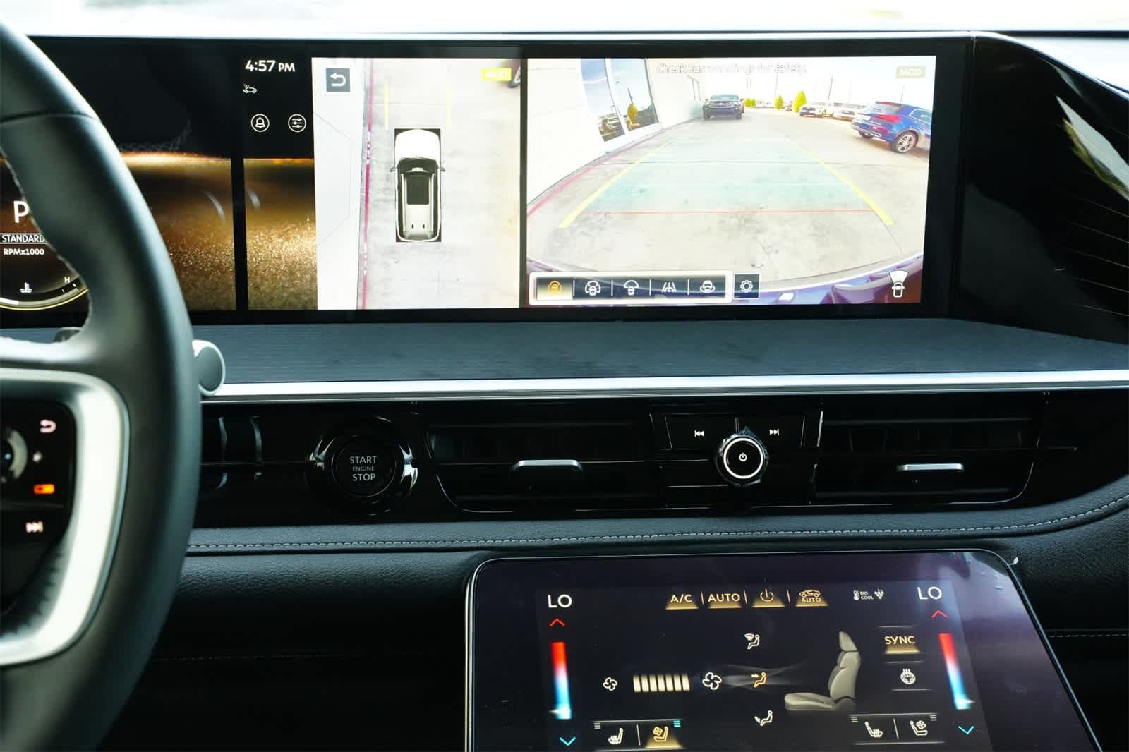 Thumbnail: 2025 INFINITI QX80 - 14