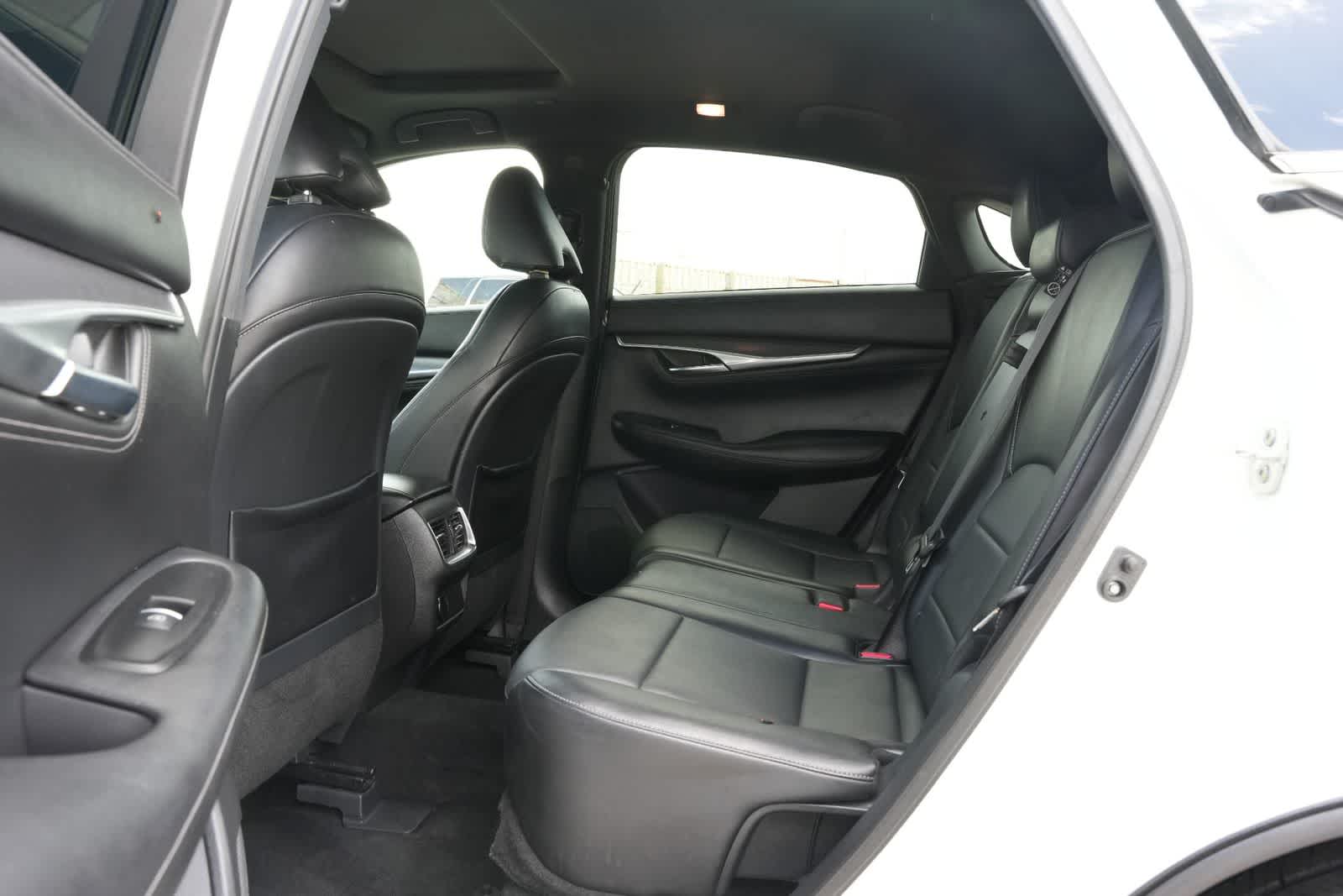 Thumbnail: 2022 INFINITI QX55 - 16