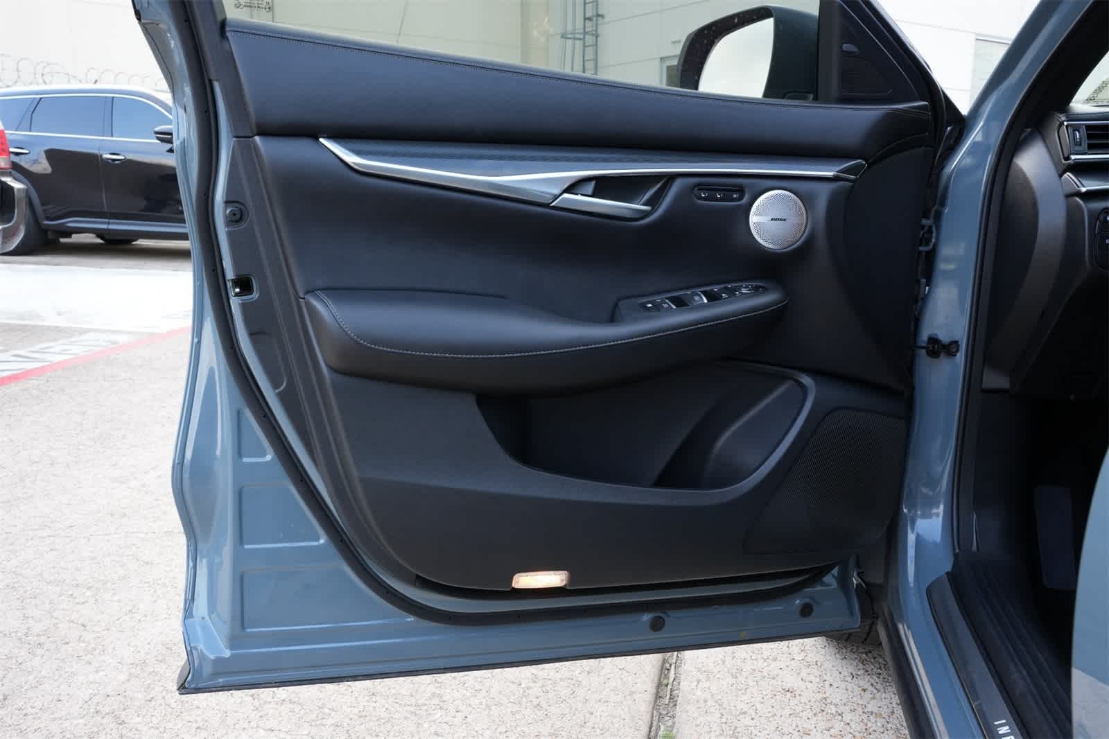 Thumbnail: 2025 INFINITI QX50 - 15