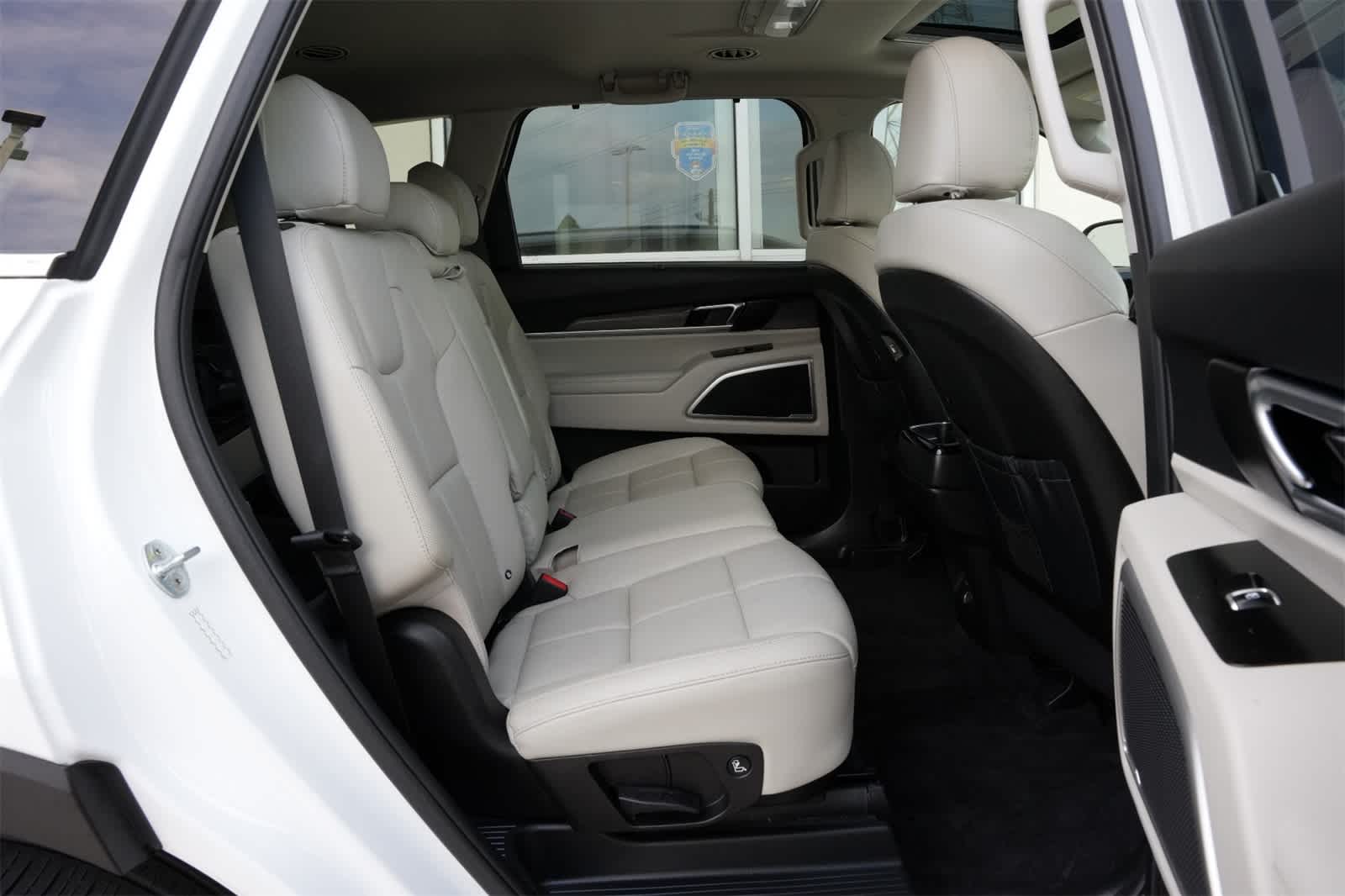 Thumbnail: 2020 Kia Telluride - 21