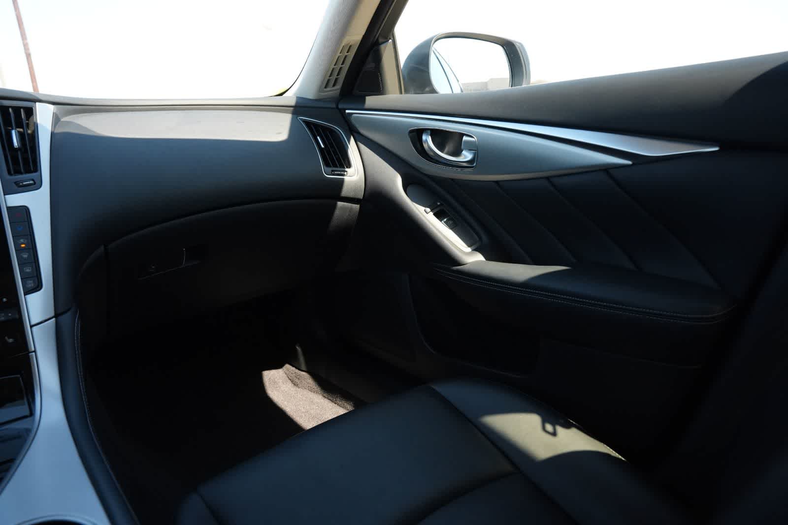 Thumbnail: 2021 INFINITI Q50 - 8