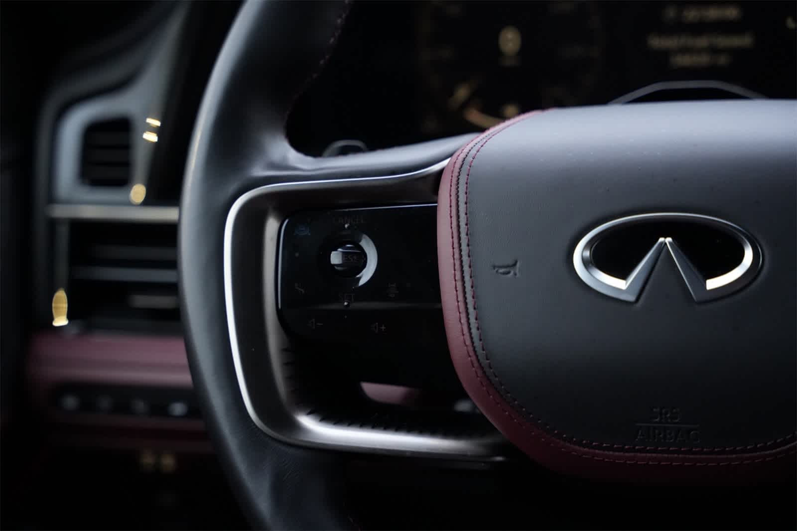 Thumbnail: 2025 INFINITI QX80 - 8