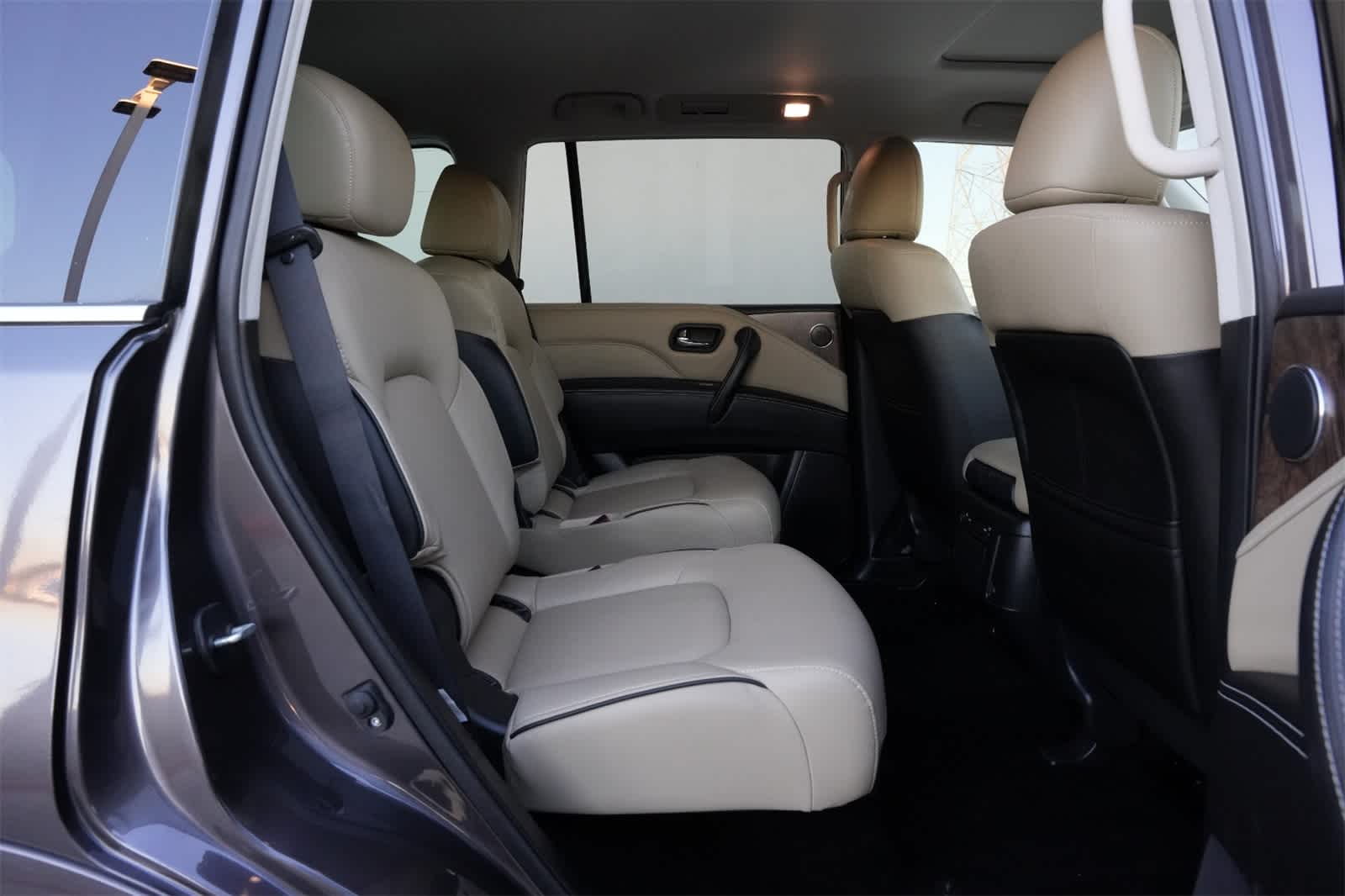 Thumbnail: 2023 INFINITI QX80 - 21