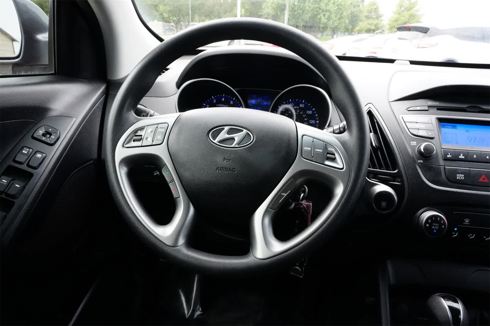 Thumbnail: 2014 Hyundai Tucson - 9