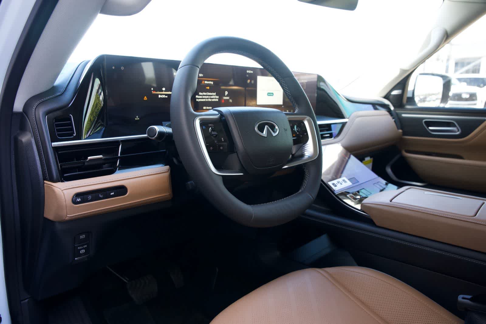 Thumbnail: 2026 INFINITI QX80 - 14