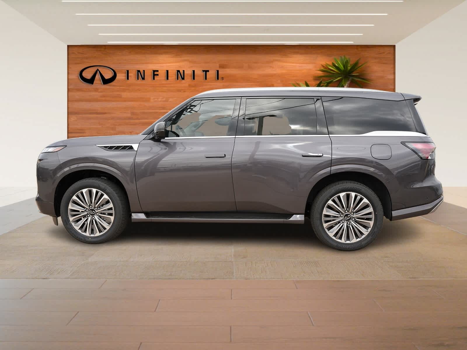 Thumbnail: 2025 INFINITI QX80 - 4