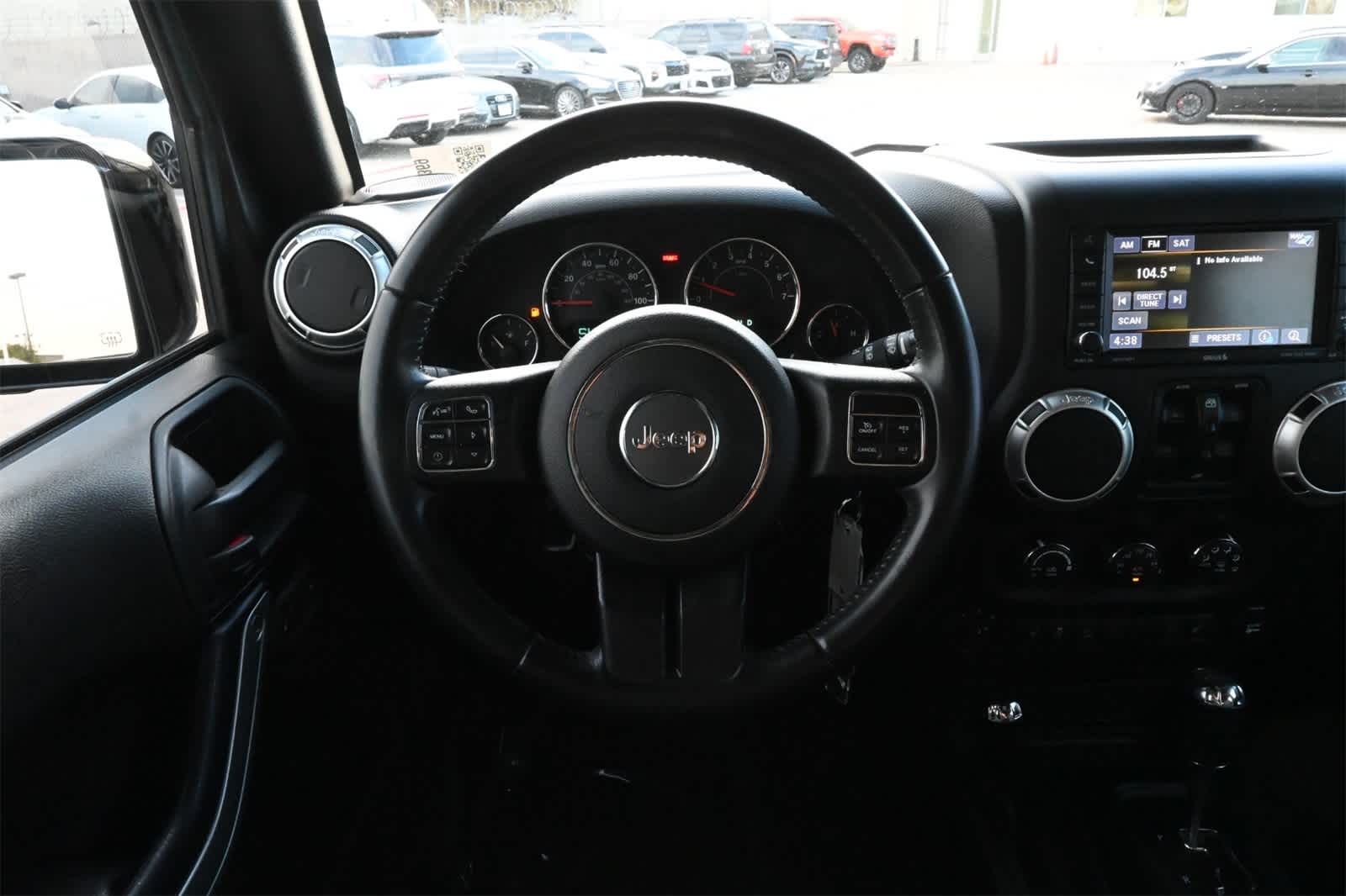 Thumbnail: 2018 Jeep Wrangler - 9