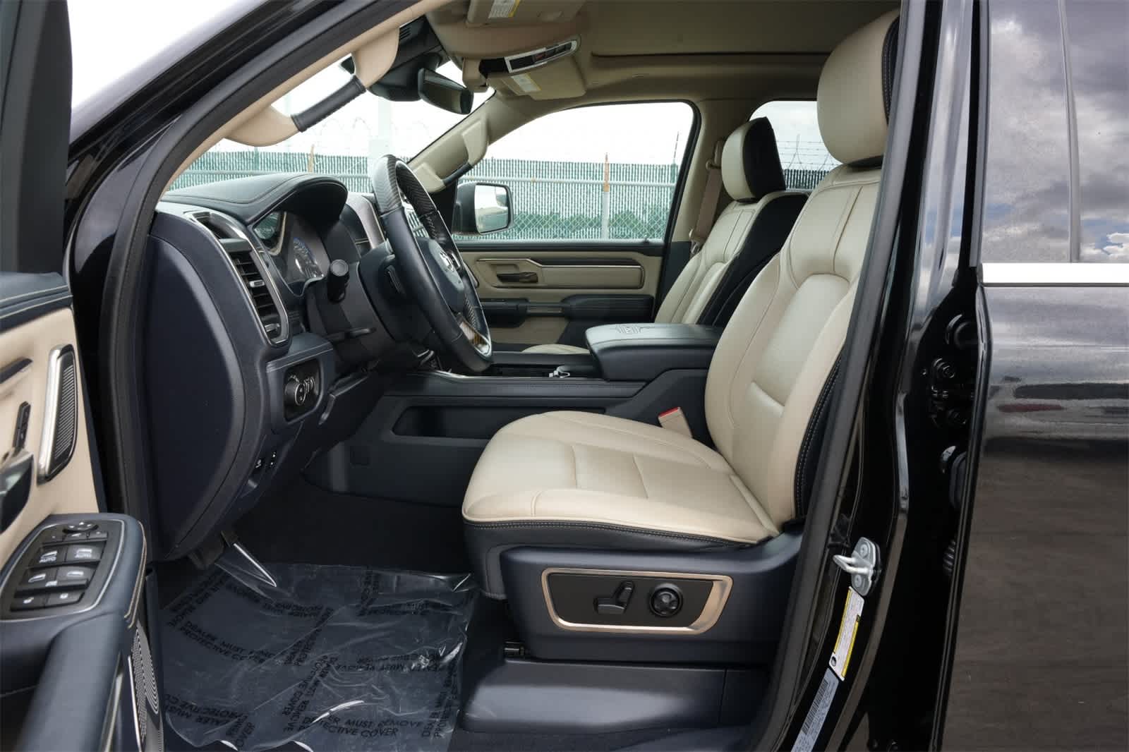 Thumbnail: 2019 RAM 1500 - 17