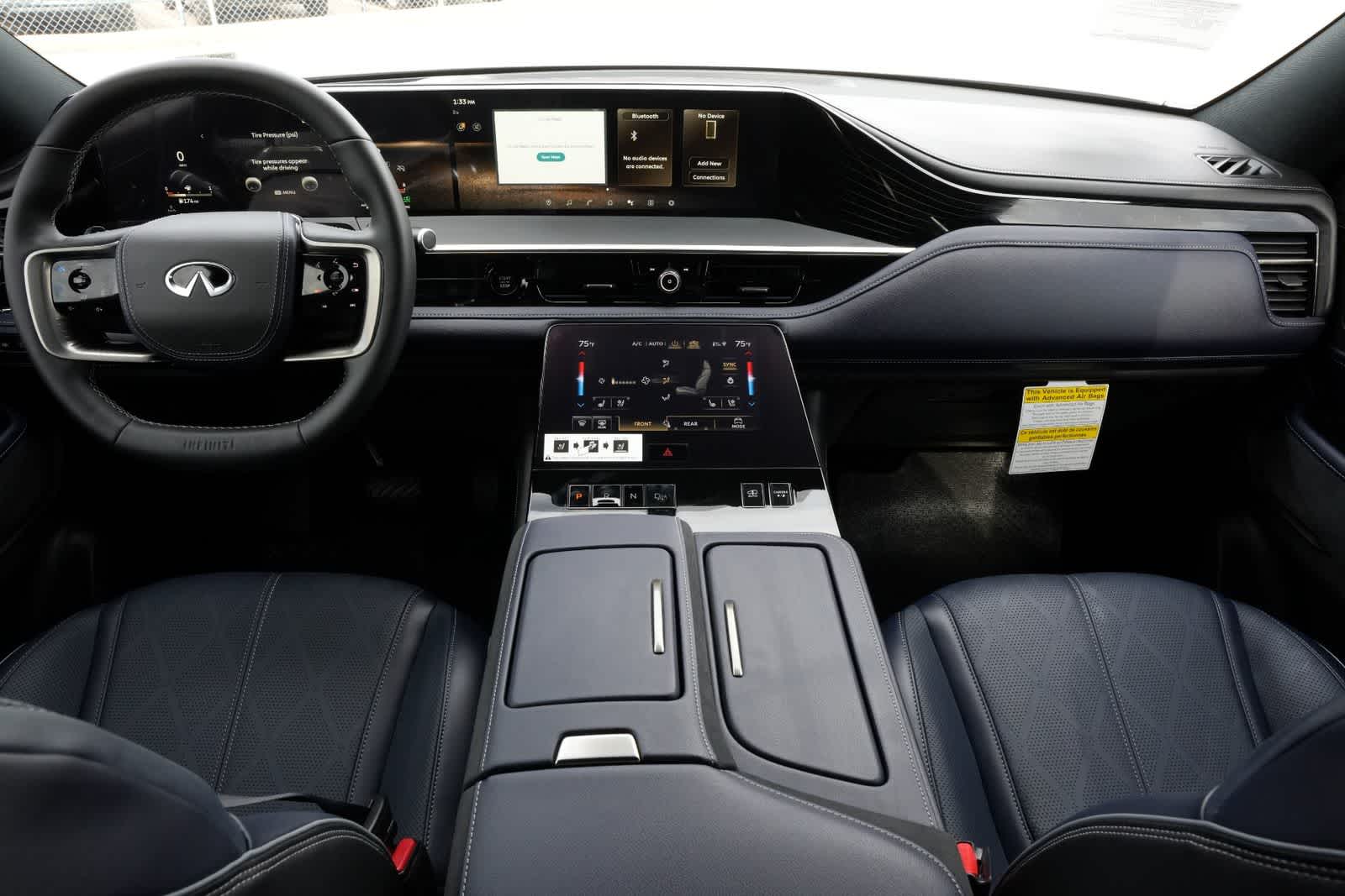 Thumbnail: 2026 INFINITI QX80 - 7