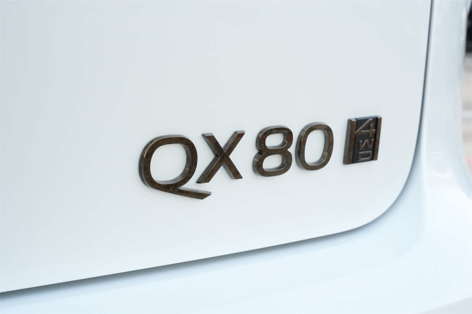 Thumbnail: 2026 INFINITI QX80 - 20