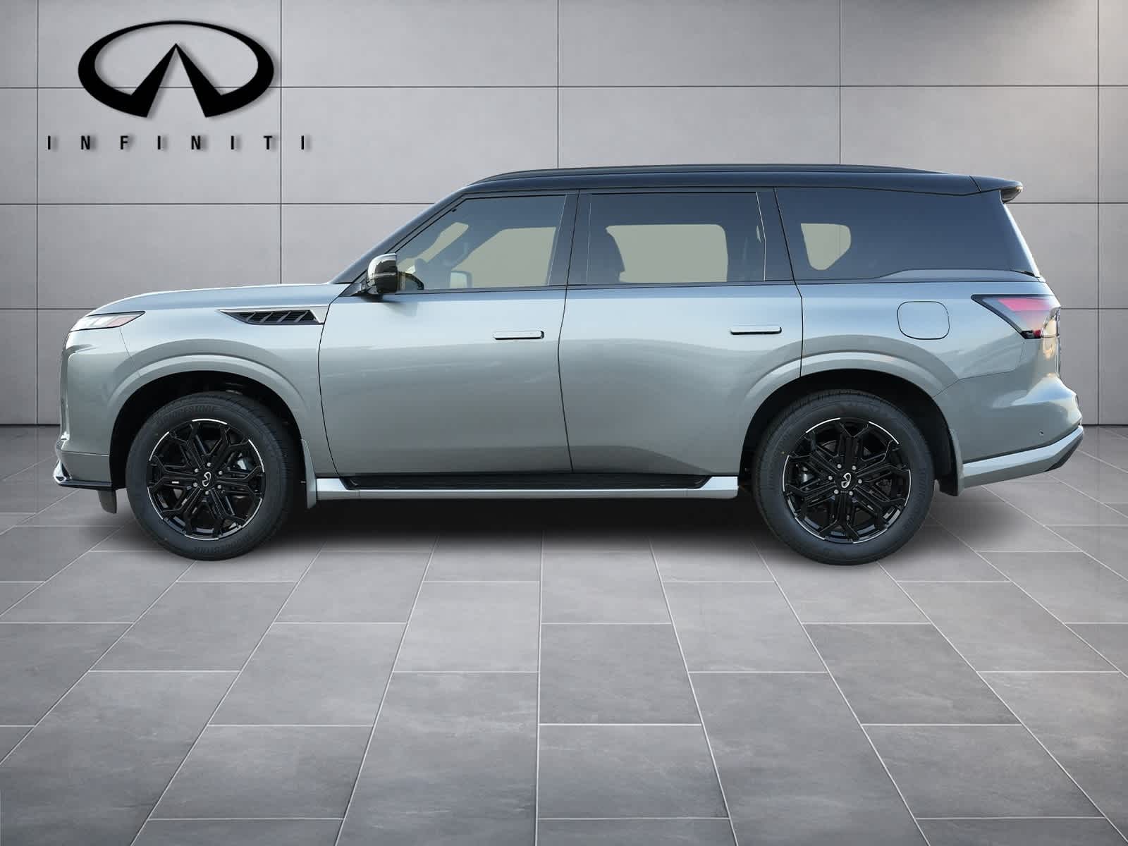 Thumbnail: 2026 INFINITI QX80 - 4
