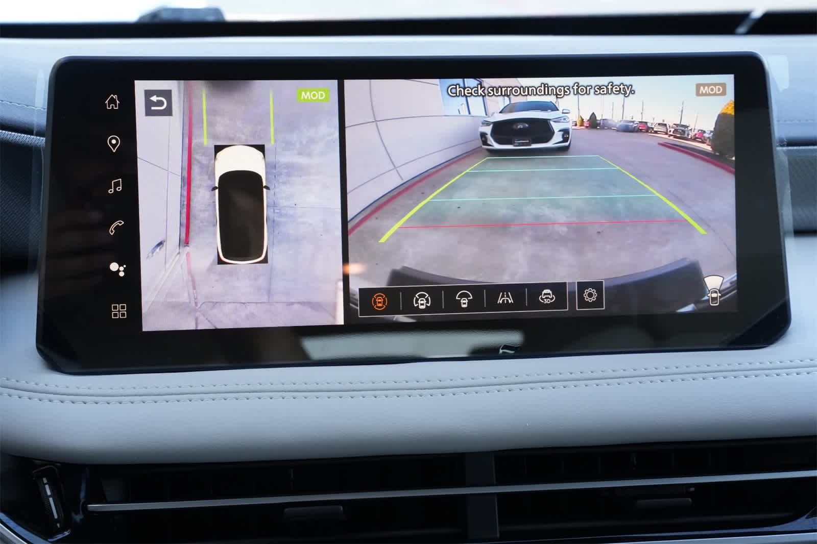 Thumbnail: 2026 INFINITI QX60 - 14