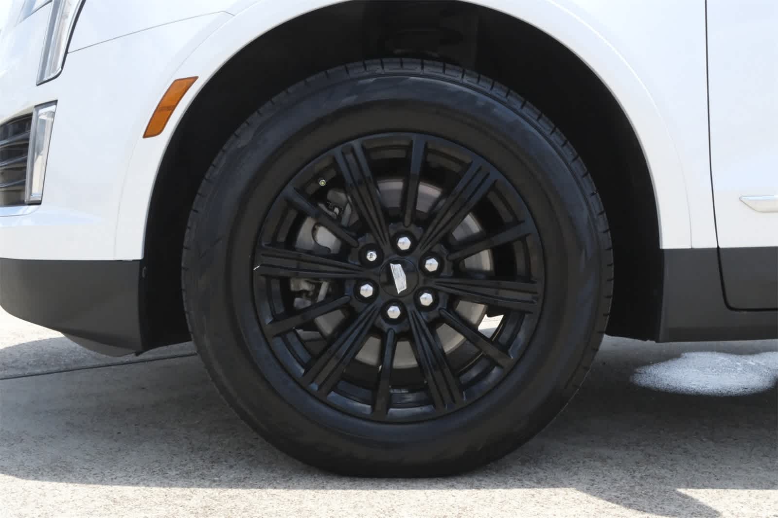 Thumbnail: 2017 Cadillac XT5 - 27