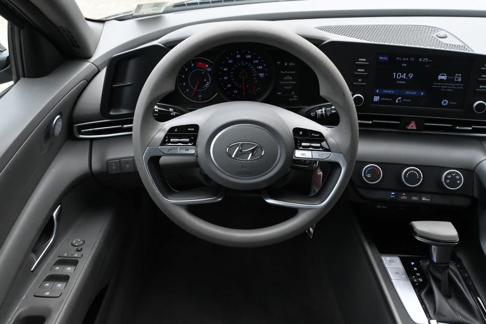 Thumbnail: 2021 Hyundai Elantra - 9