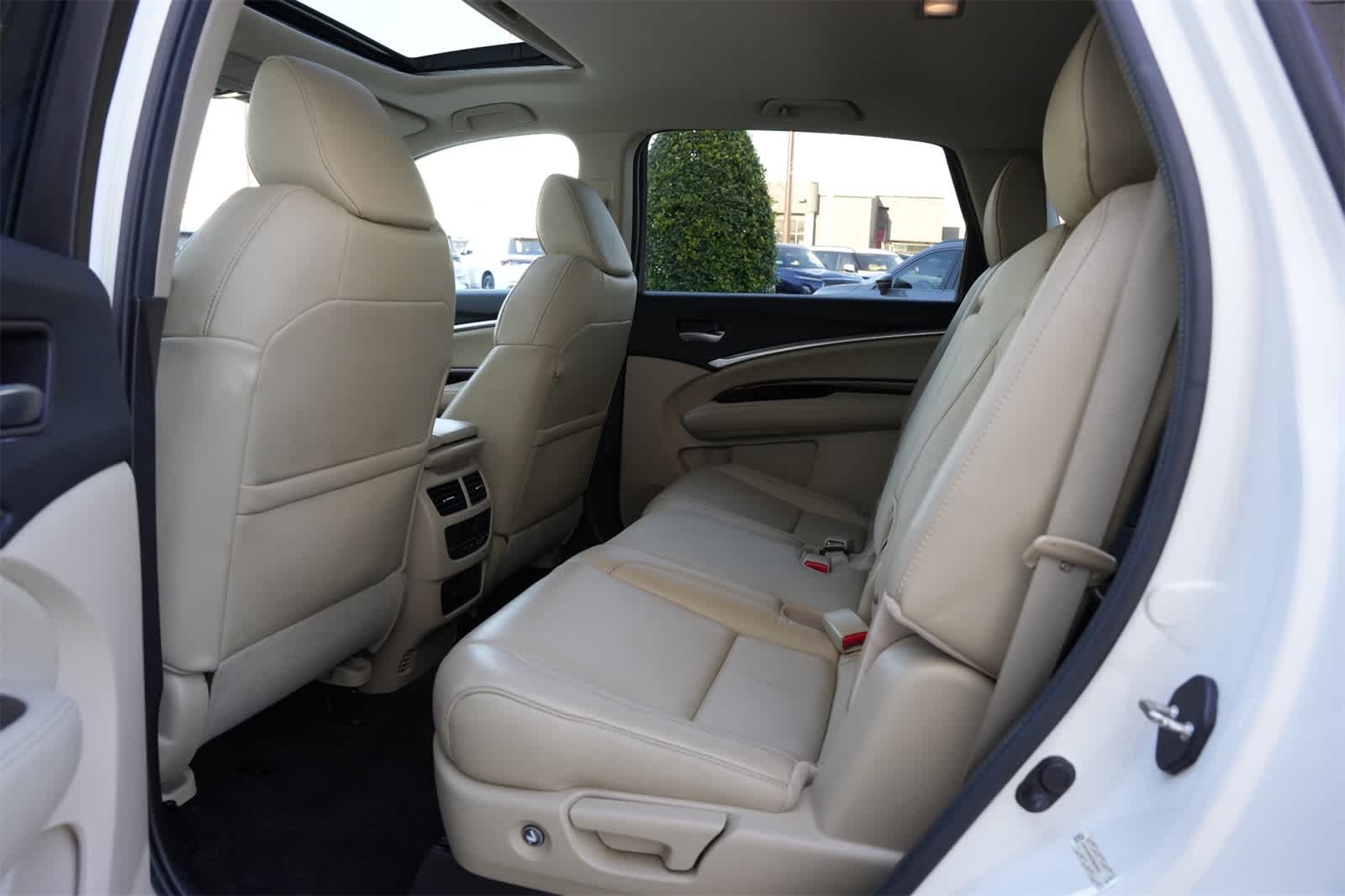 Thumbnail: 2015 Acura MDX - 18