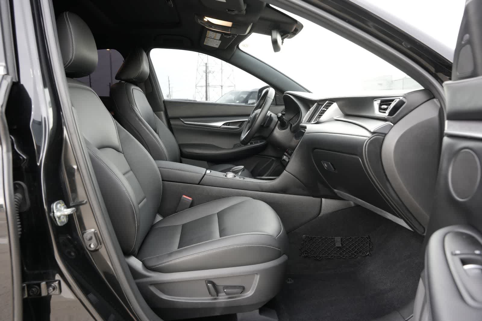 Thumbnail: 2022 INFINITI QX55 - 21