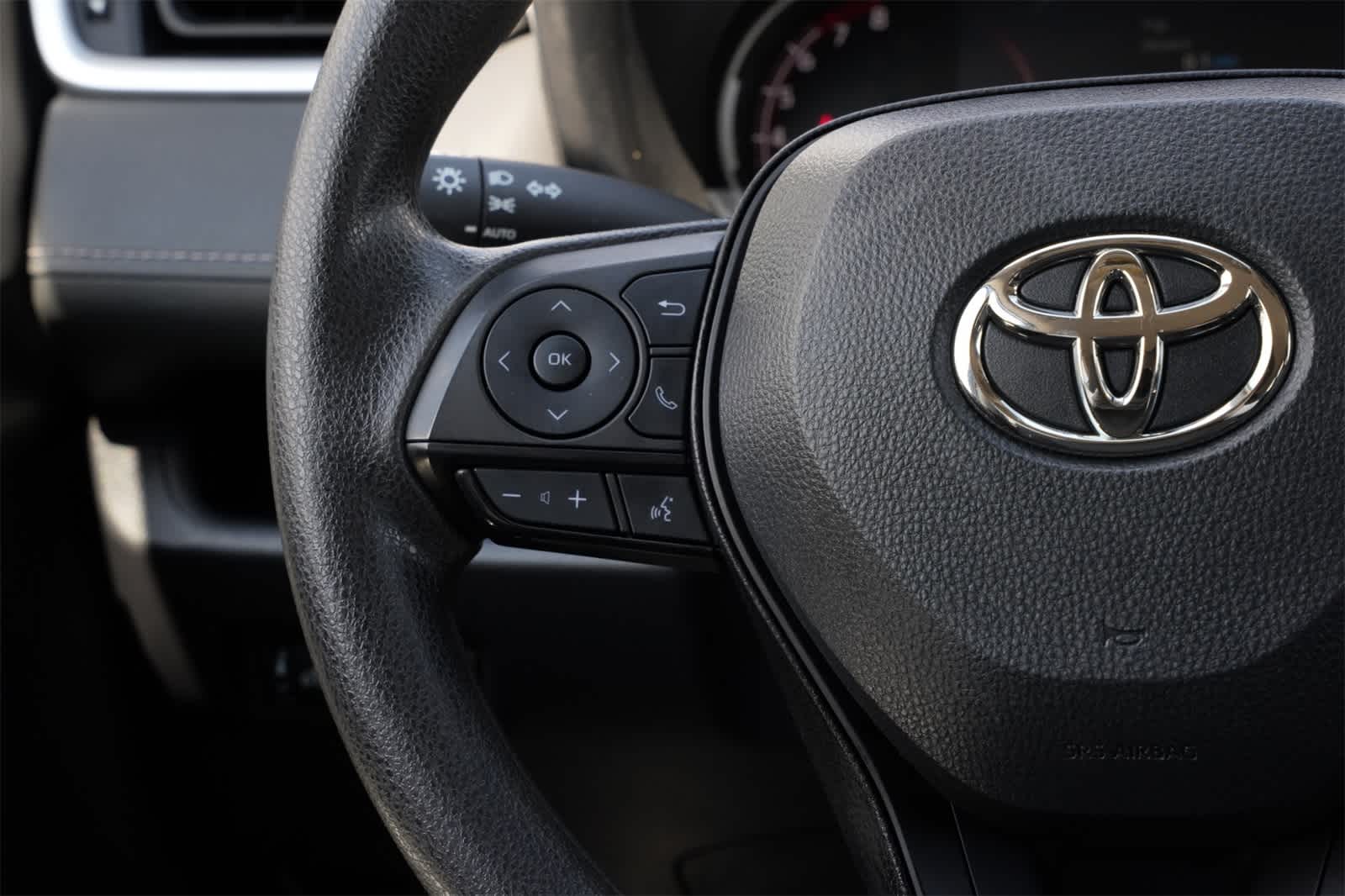 Thumbnail: 2024 Toyota RAV4 - 10