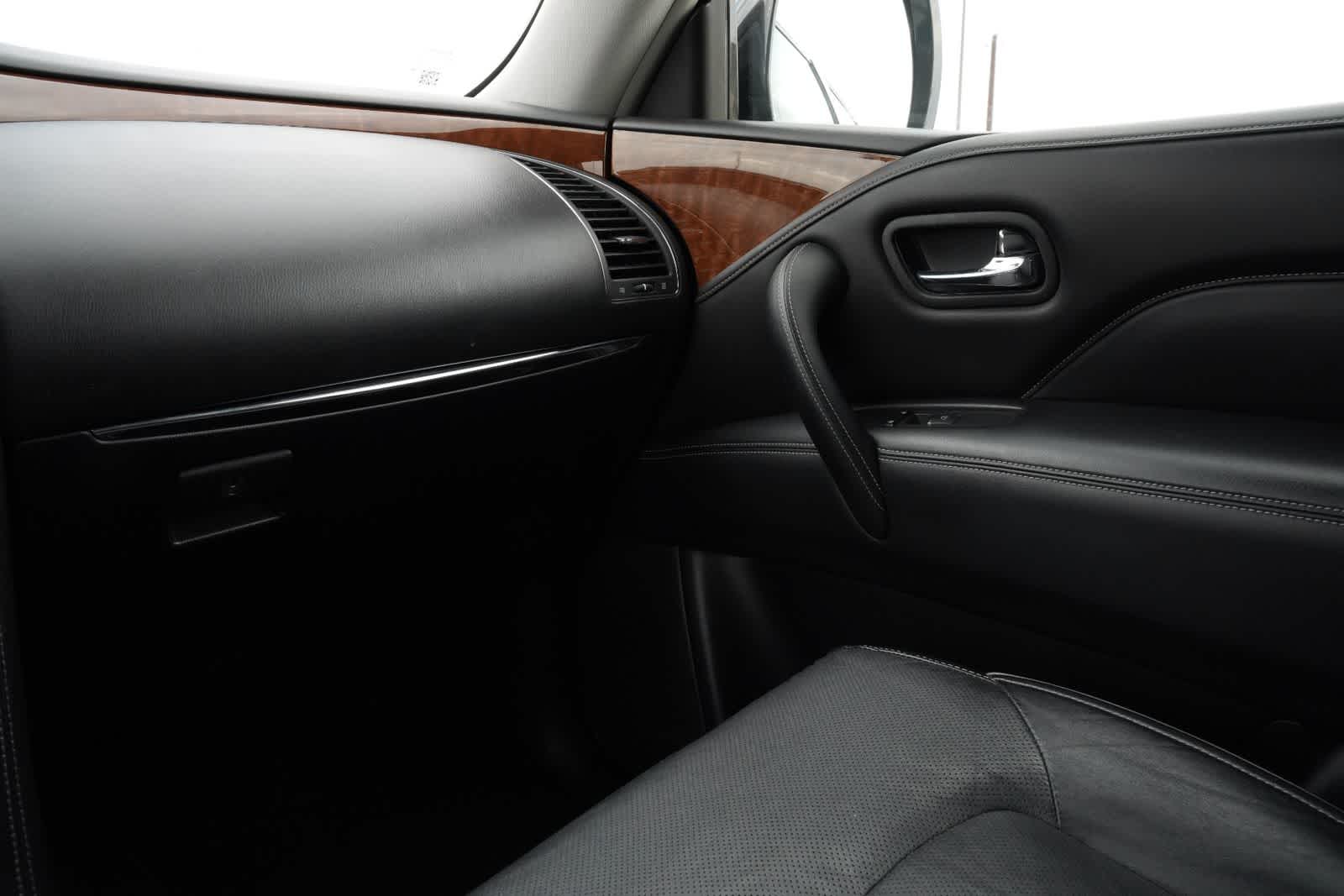 Thumbnail: 2019 INFINITI QX80 - 8