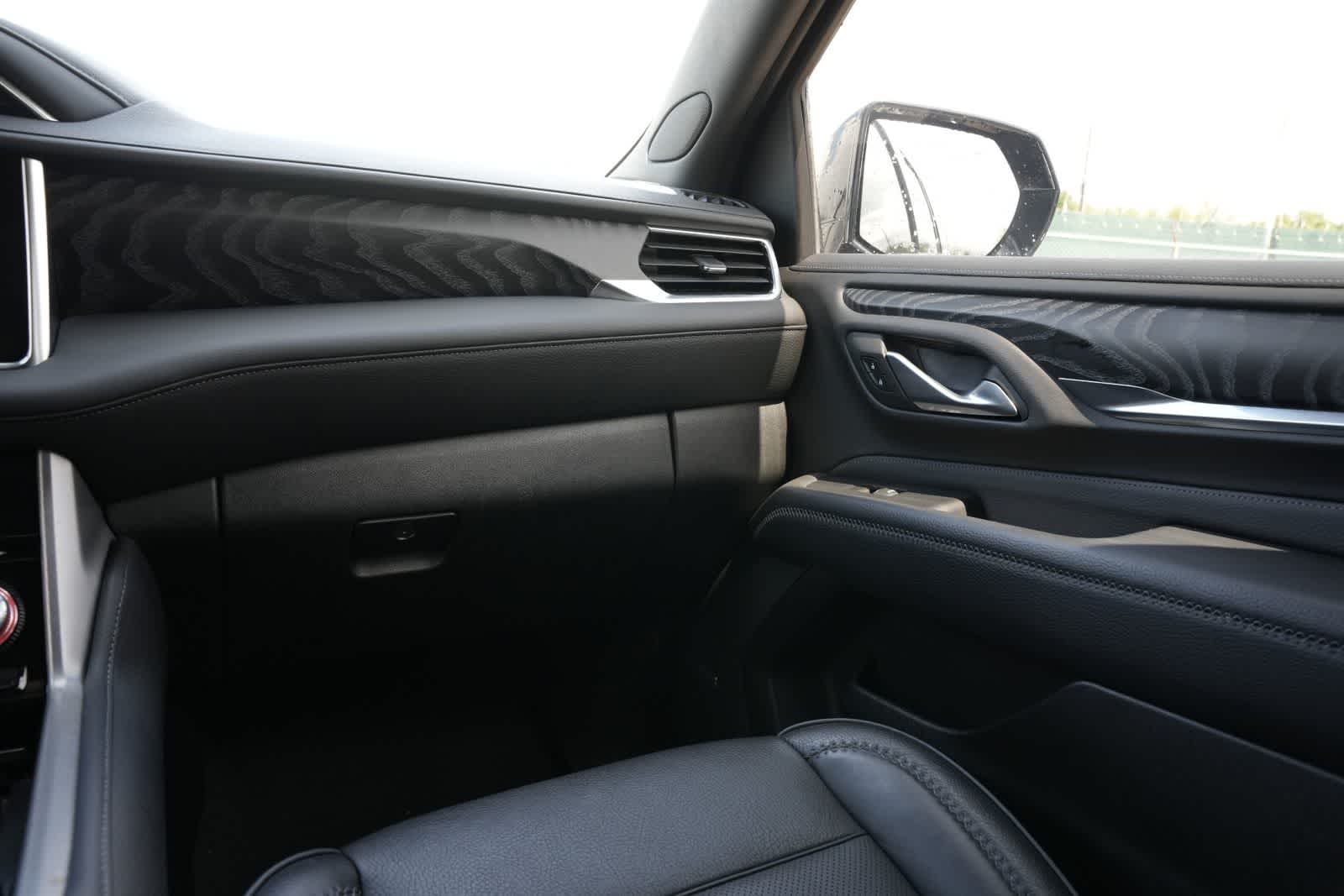 Thumbnail: 2023 GMC Yukon XL - 8