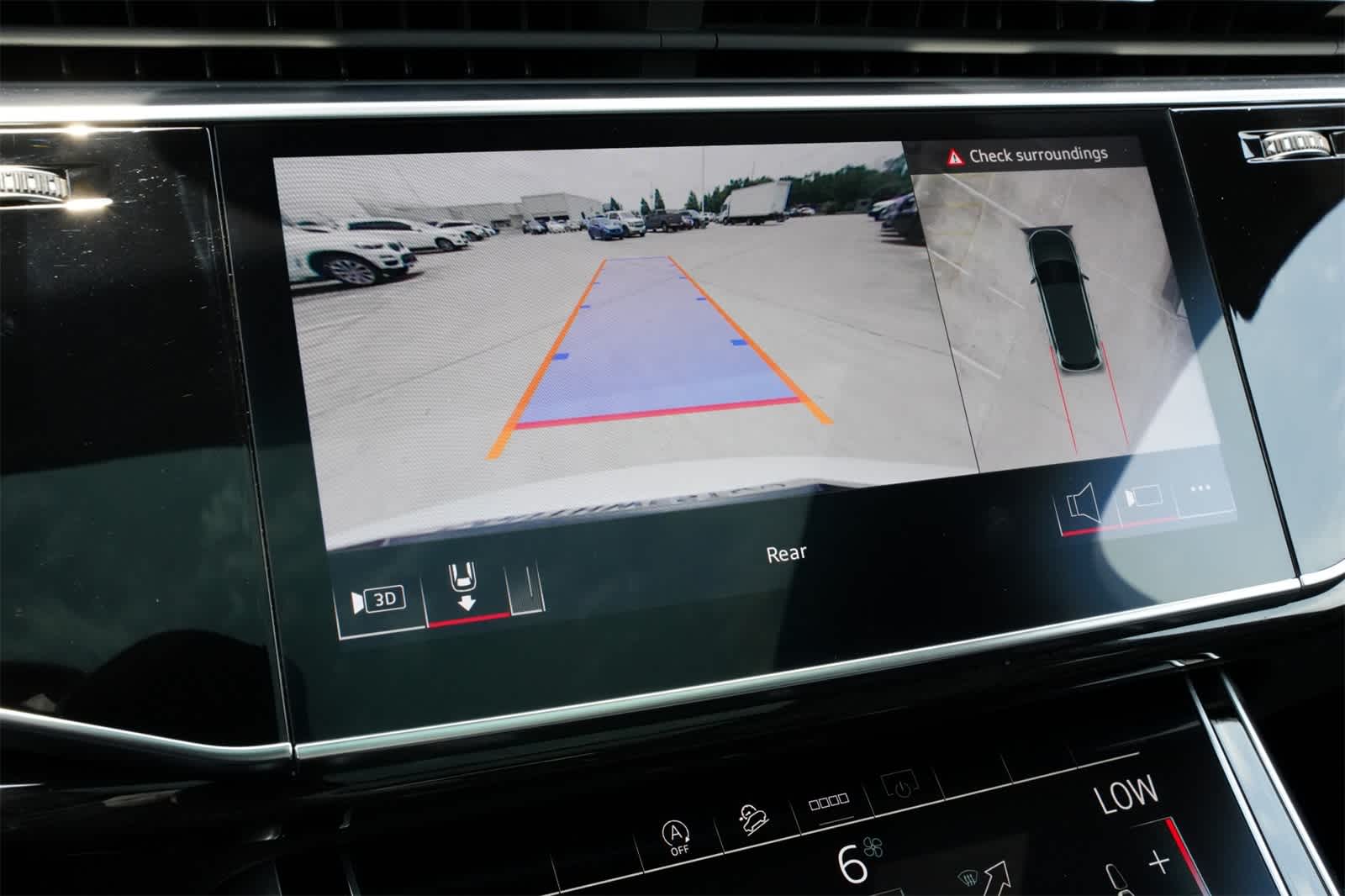 Thumbnail: 2025 Audi Q7 - 15