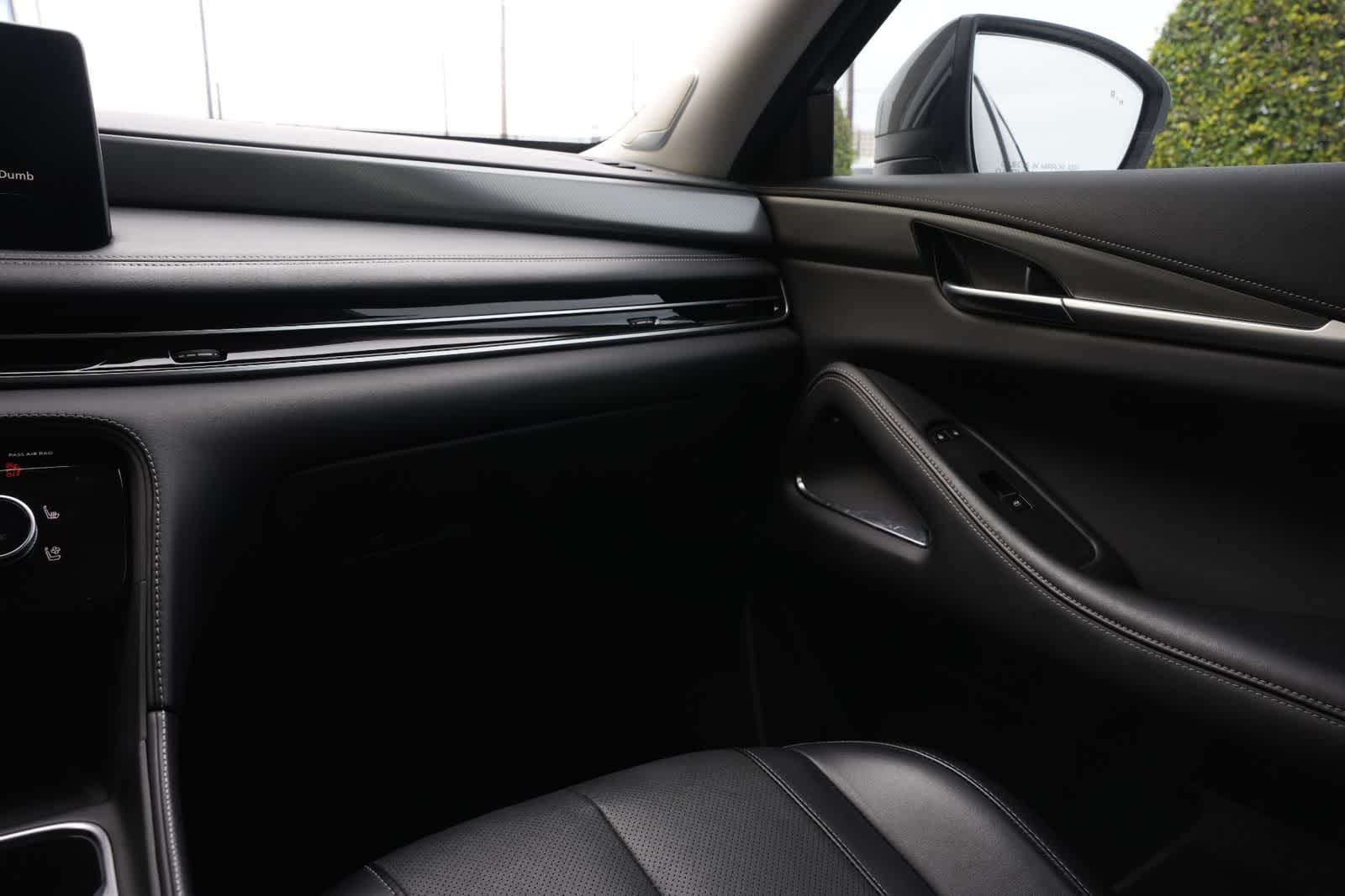 Thumbnail: 2023 INFINITI QX60 - 8