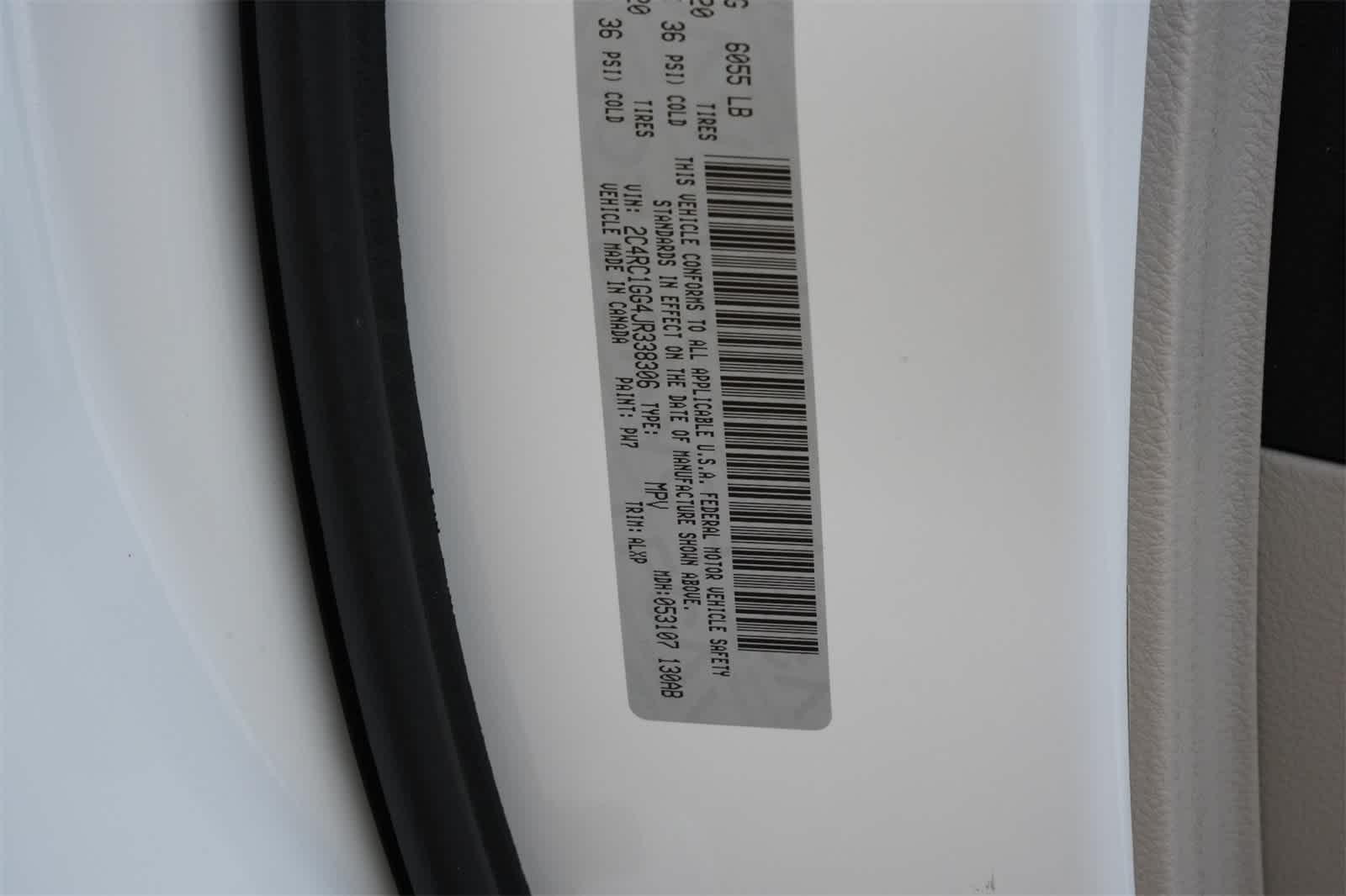 Thumbnail: 2018 Chrysler Pacifica - 28