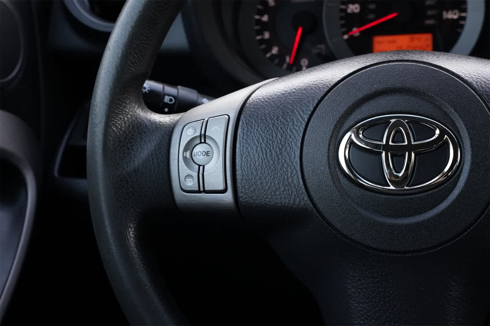 Thumbnail: 2007 Toyota RAV4 - 10