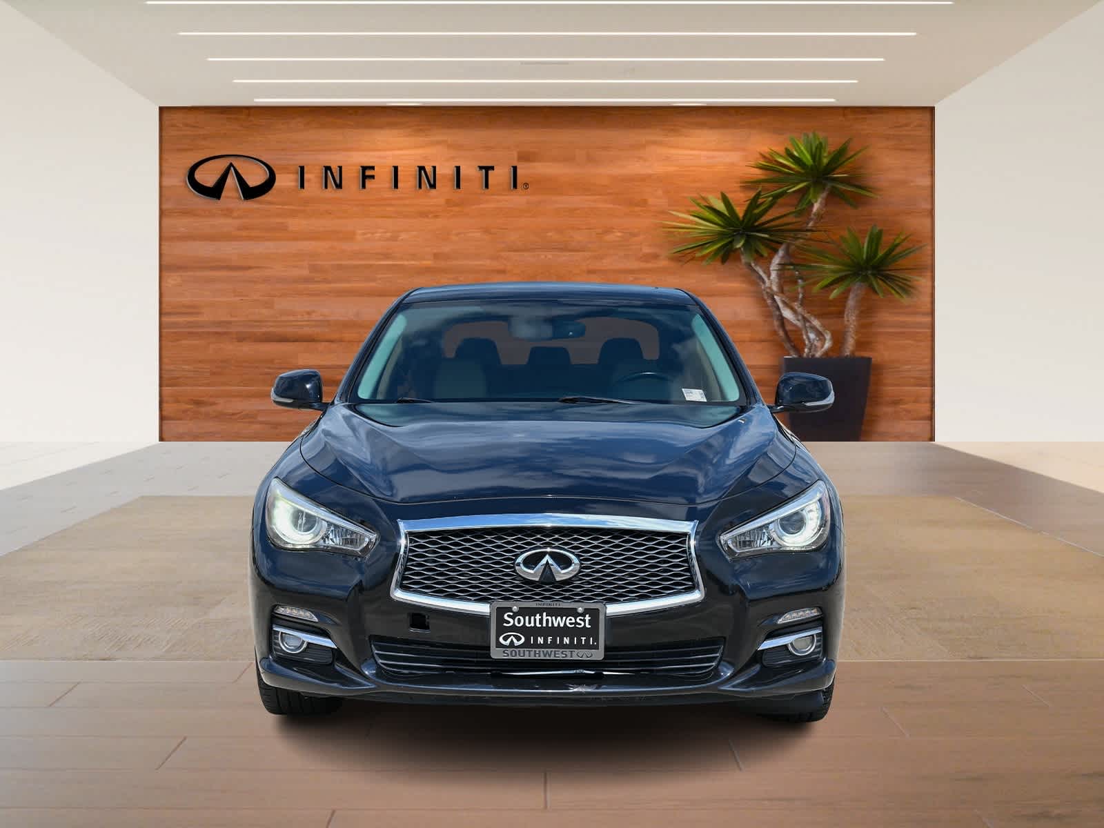 Thumbnail: 2015 INFINITI Q50 - 2