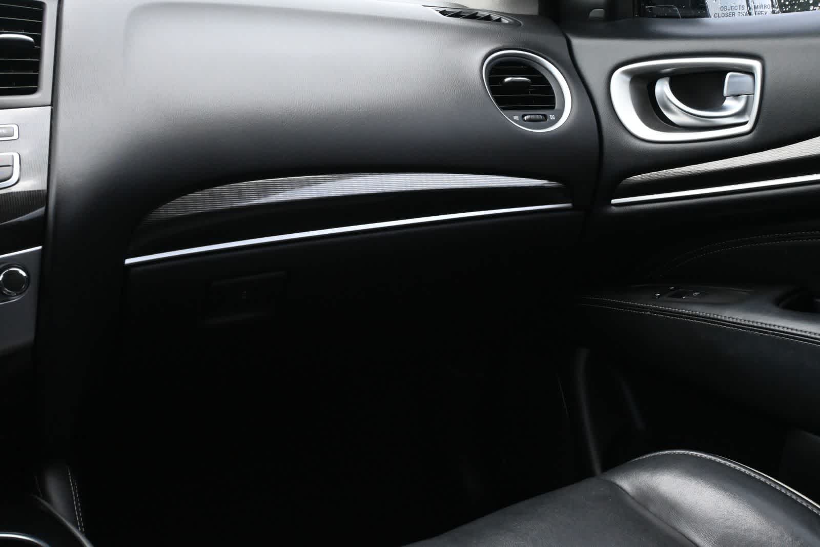 Thumbnail: 2019 INFINITI QX60 - 8