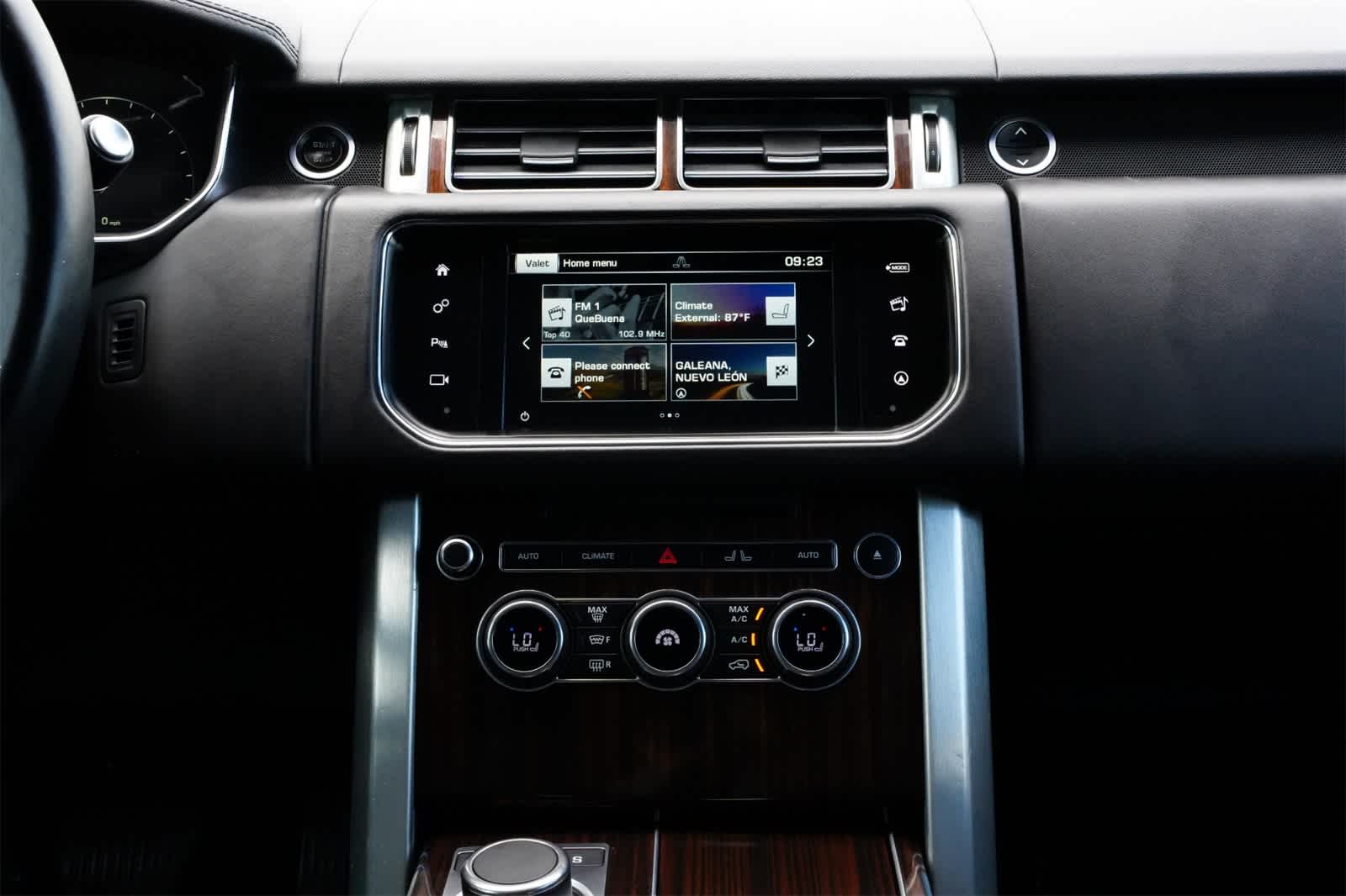 Thumbnail: 2016 Land Rover Range Rover - 12