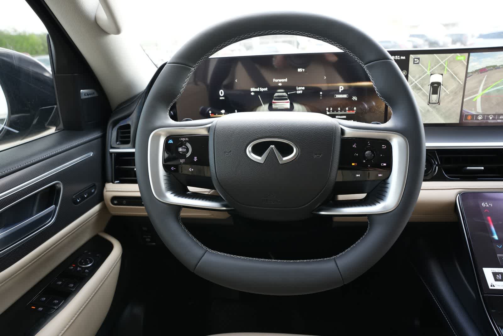Thumbnail: 2026 INFINITI QX80 - 9