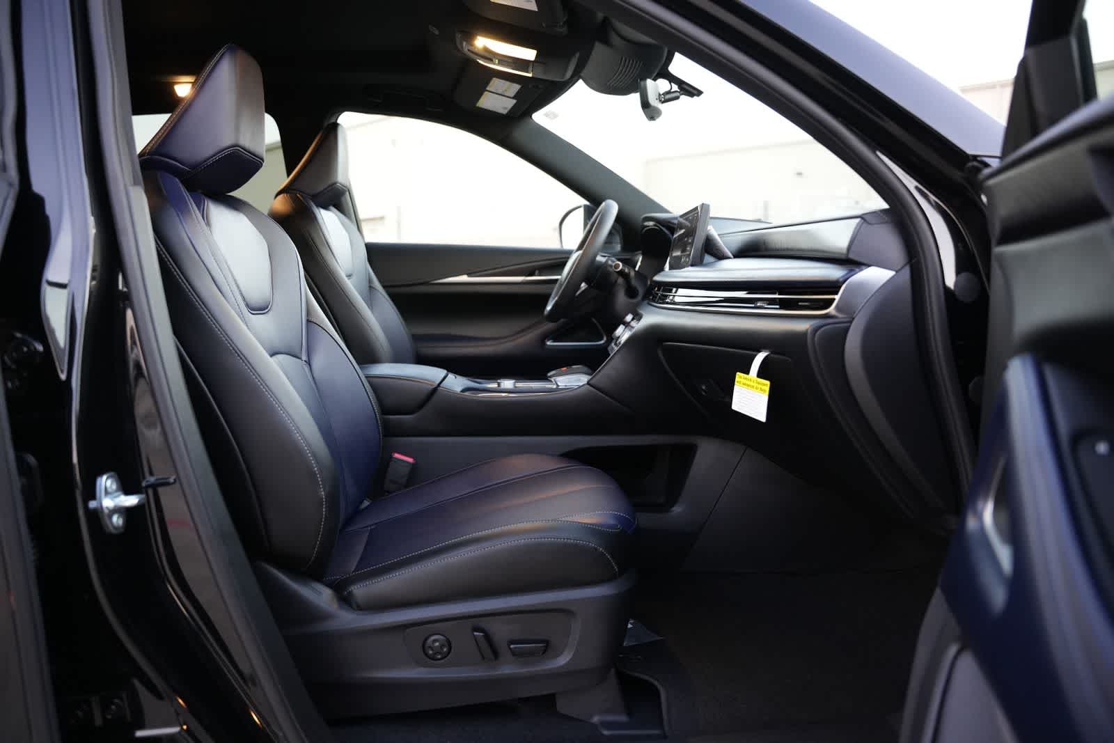 Thumbnail: 2026 INFINITI QX60 - 22