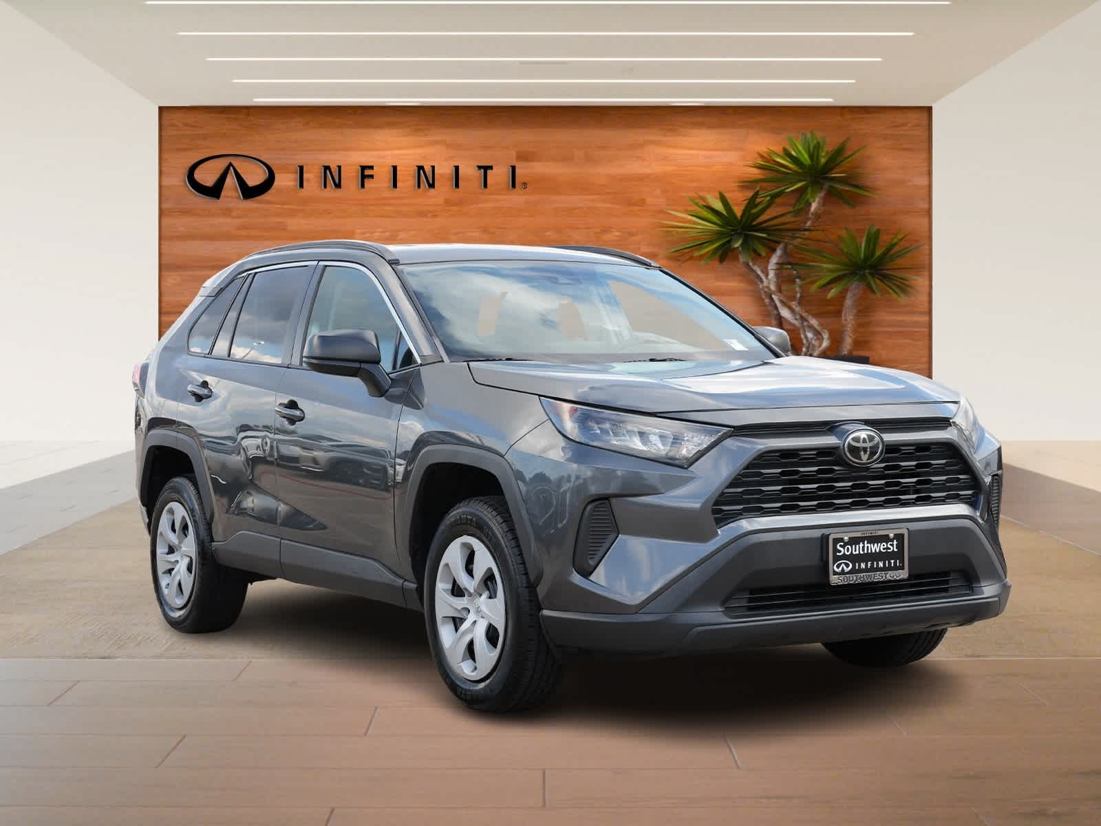 Thumbnail: 2020 Toyota RAV4 - 3
