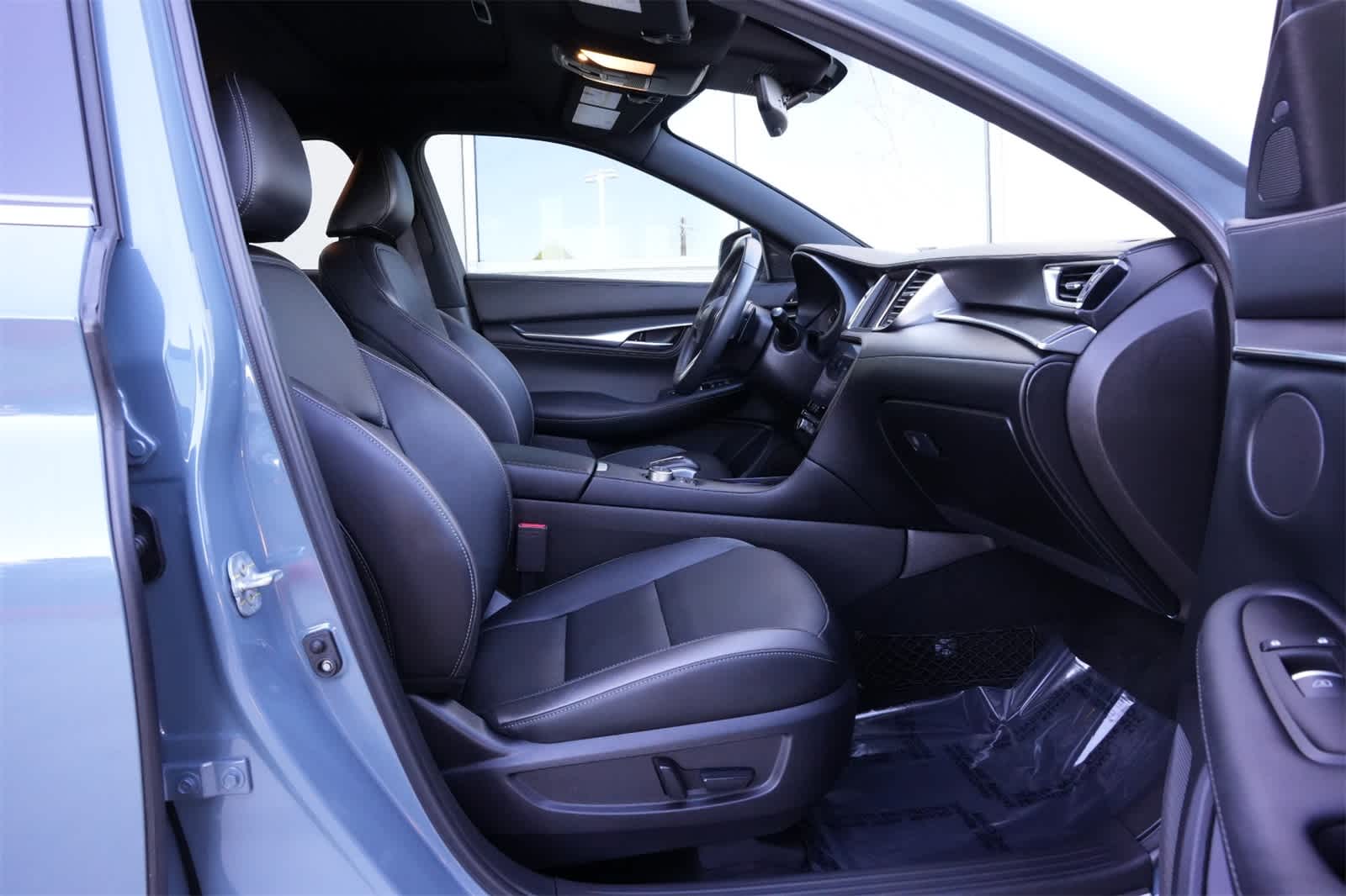 Thumbnail: 2025 INFINITI QX55 - 23