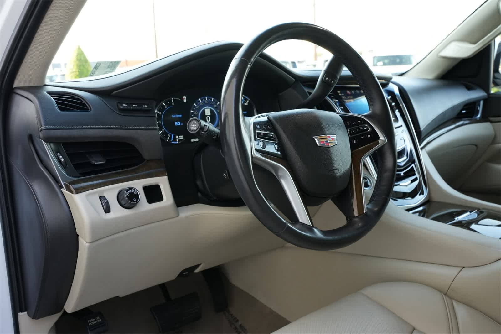 Thumbnail: 2019 Cadillac Escalade - 16