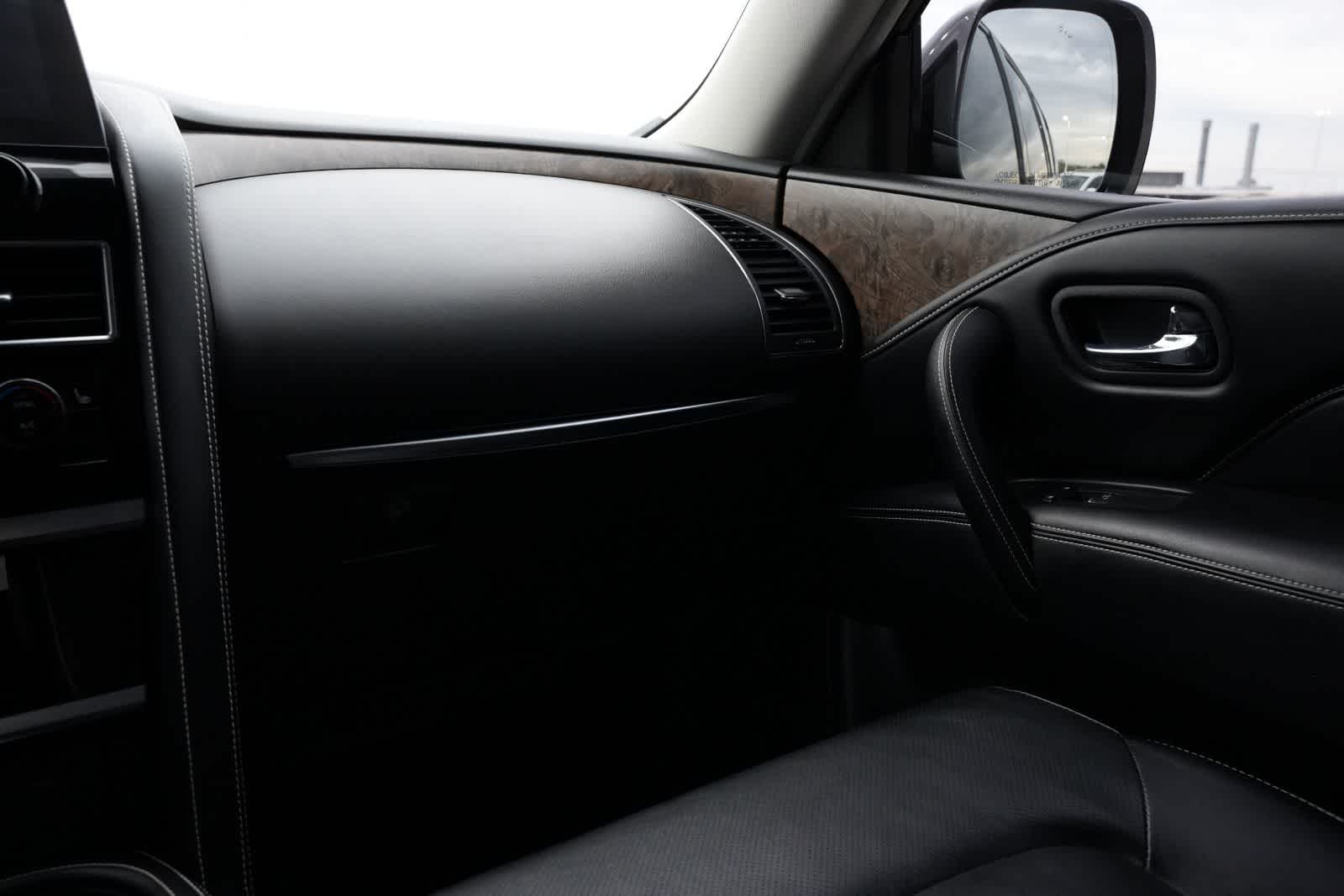 Thumbnail: 2024 INFINITI QX80 - 8