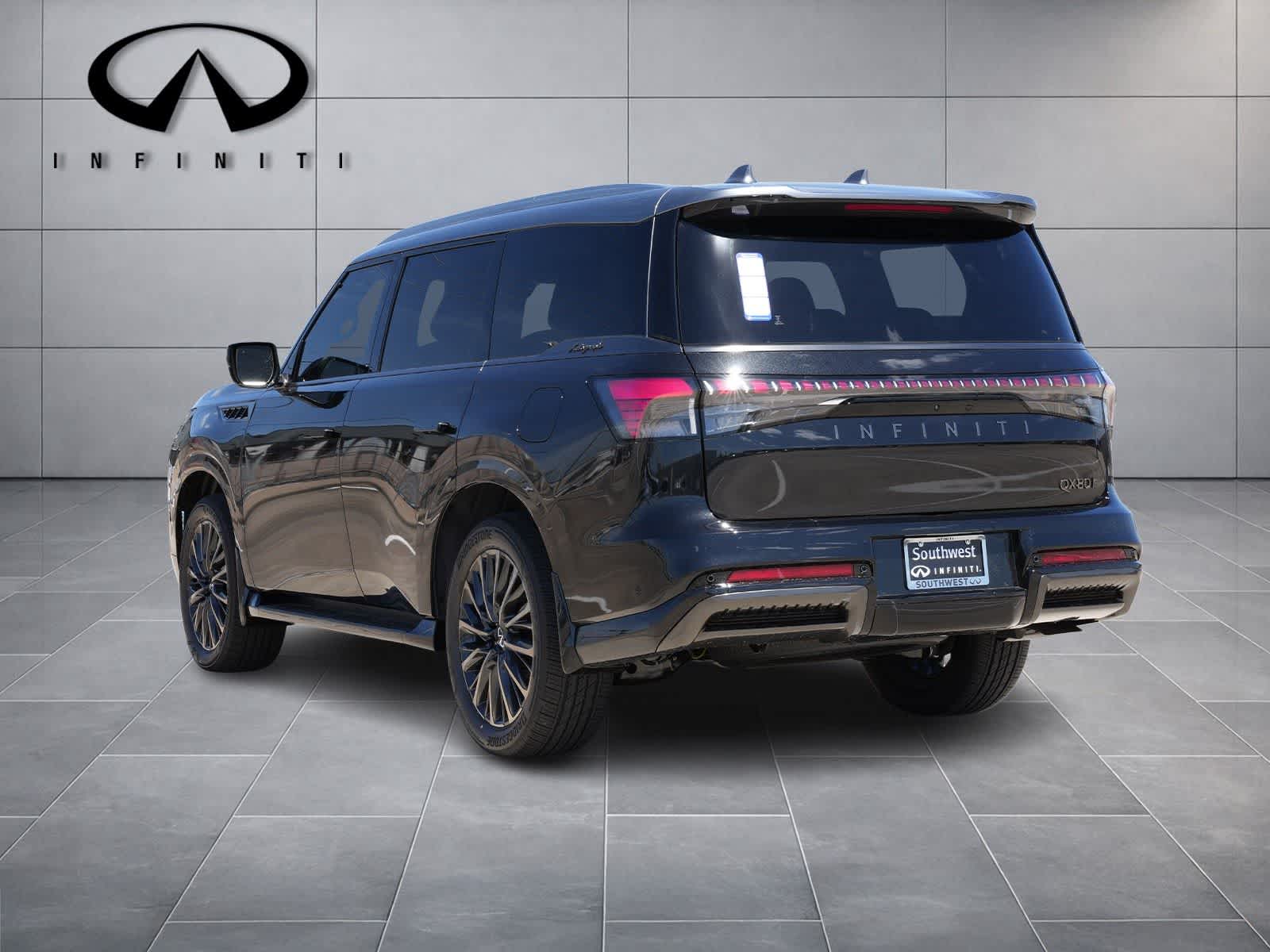 Thumbnail: 2026 INFINITI QX80 - 5