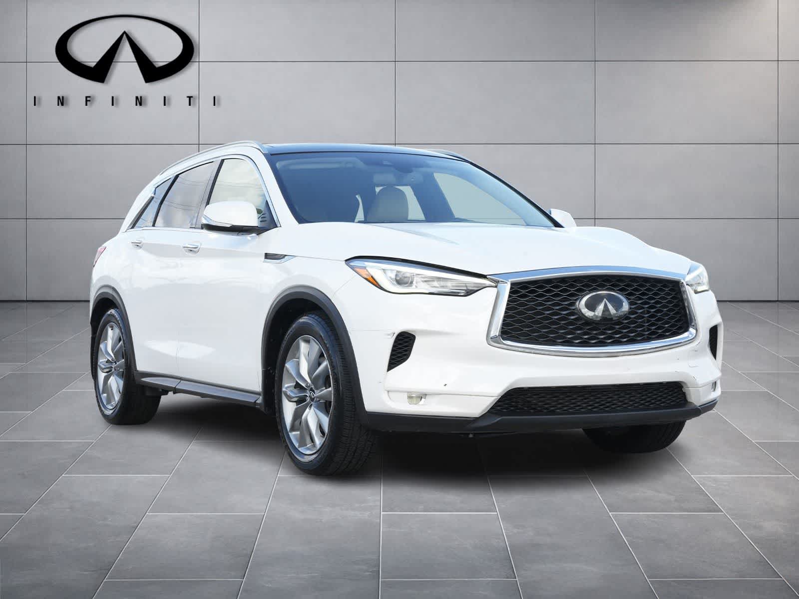 Thumbnail: 2020 INFINITI QX50 - 3